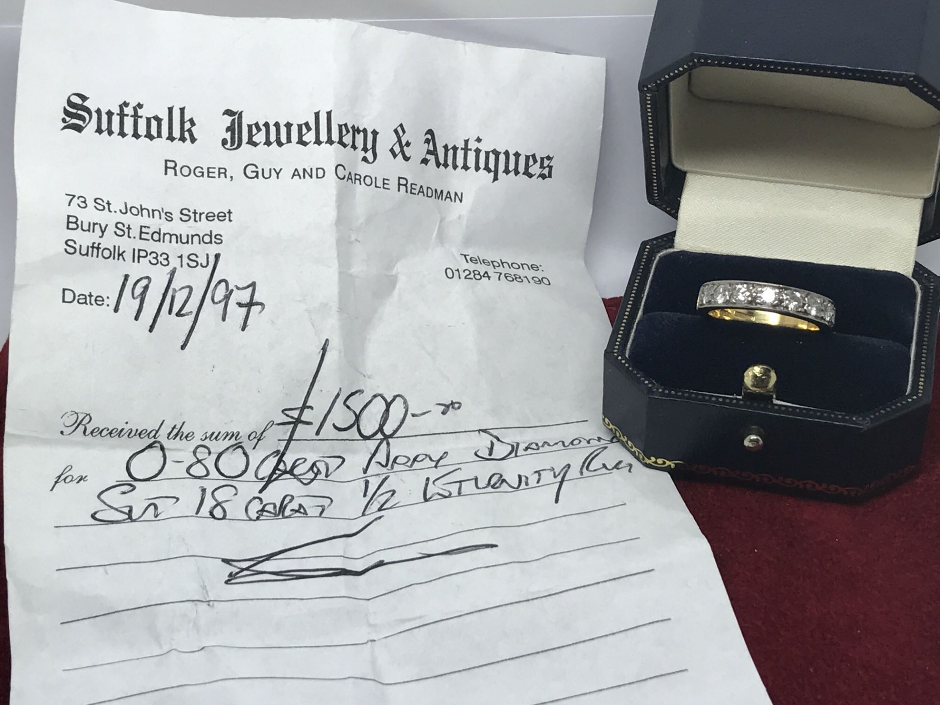 STUNNING 18ct GOLD 0.80ct APPROX DIAMOND HALF ETERNITY RING - WITH RECEIPT FROM 1997 FOR £1500 - Image 2 of 3