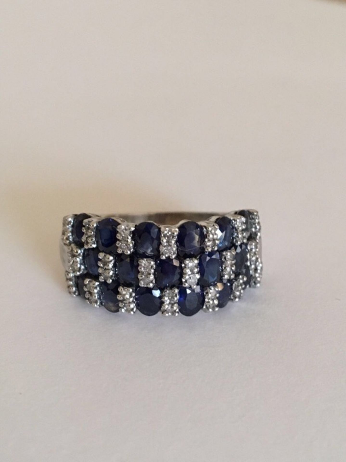 Impressive 9ct White Gold Diamond & Sapphire Ring