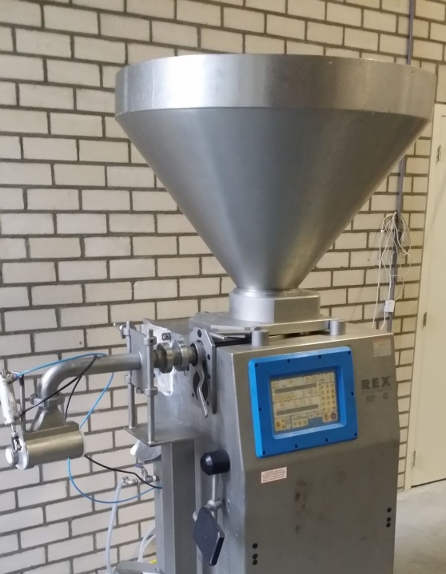 REX VACUUM FILLER