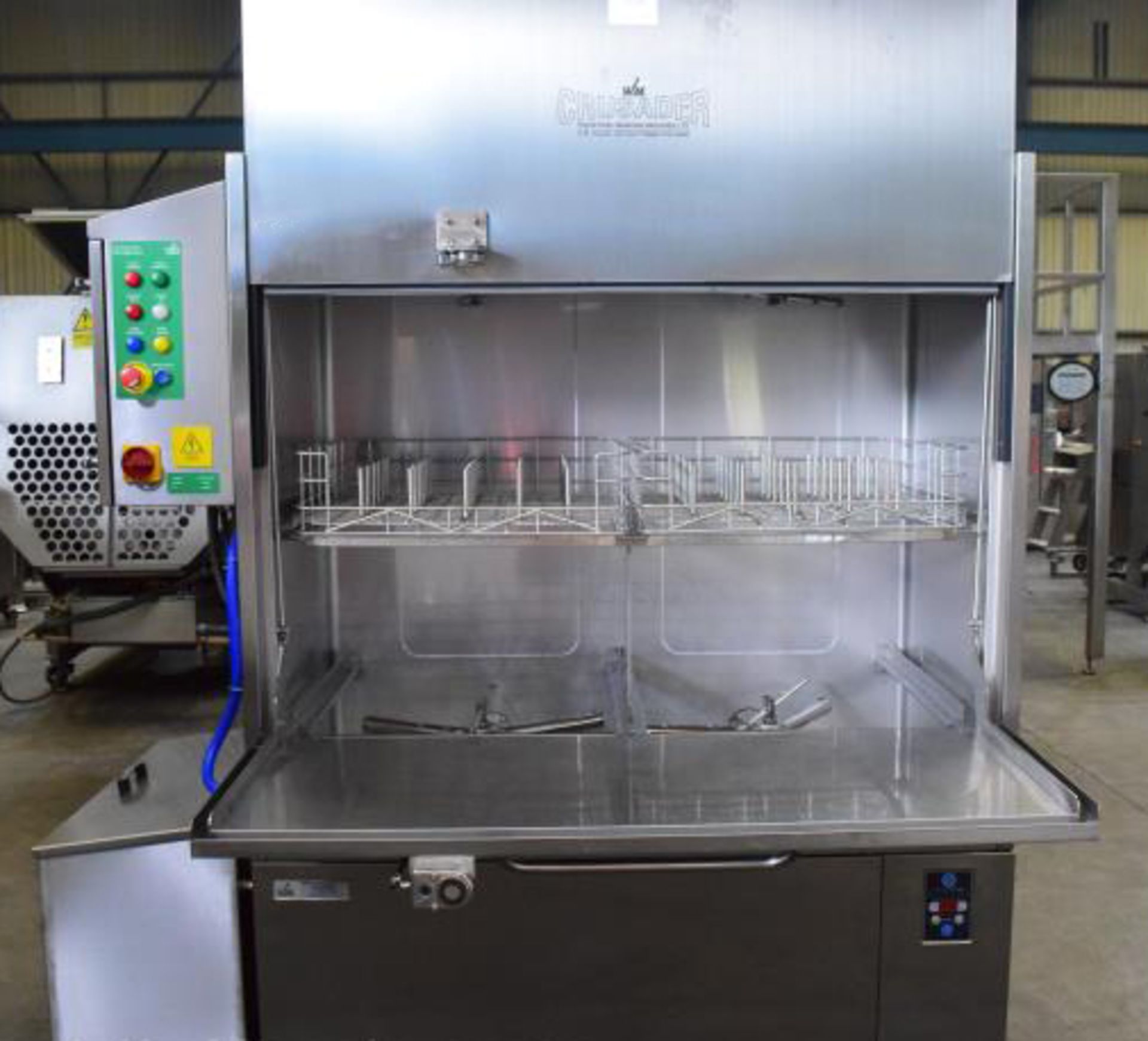 CRUSADER TRAY WASHER