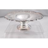 A silver pedestal dish inscribed Oriana World Cruise 1998, 110g 12.5cm diameter