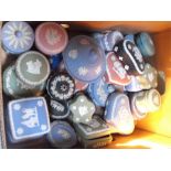 A large quantity of Wedgwood Jasper Ware trinket boxes in various colours (box)