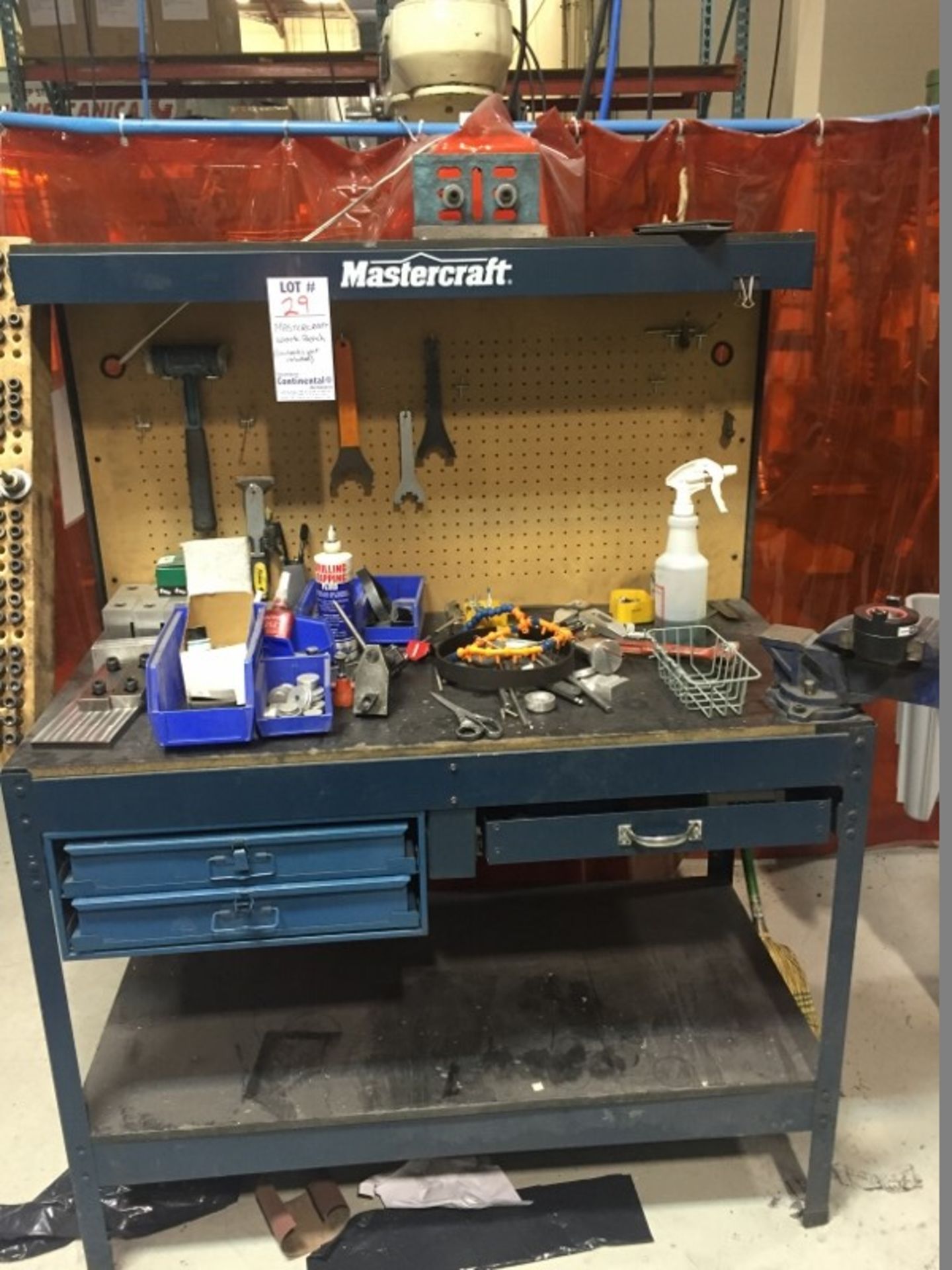 Mastercraft work bench - contents not included
