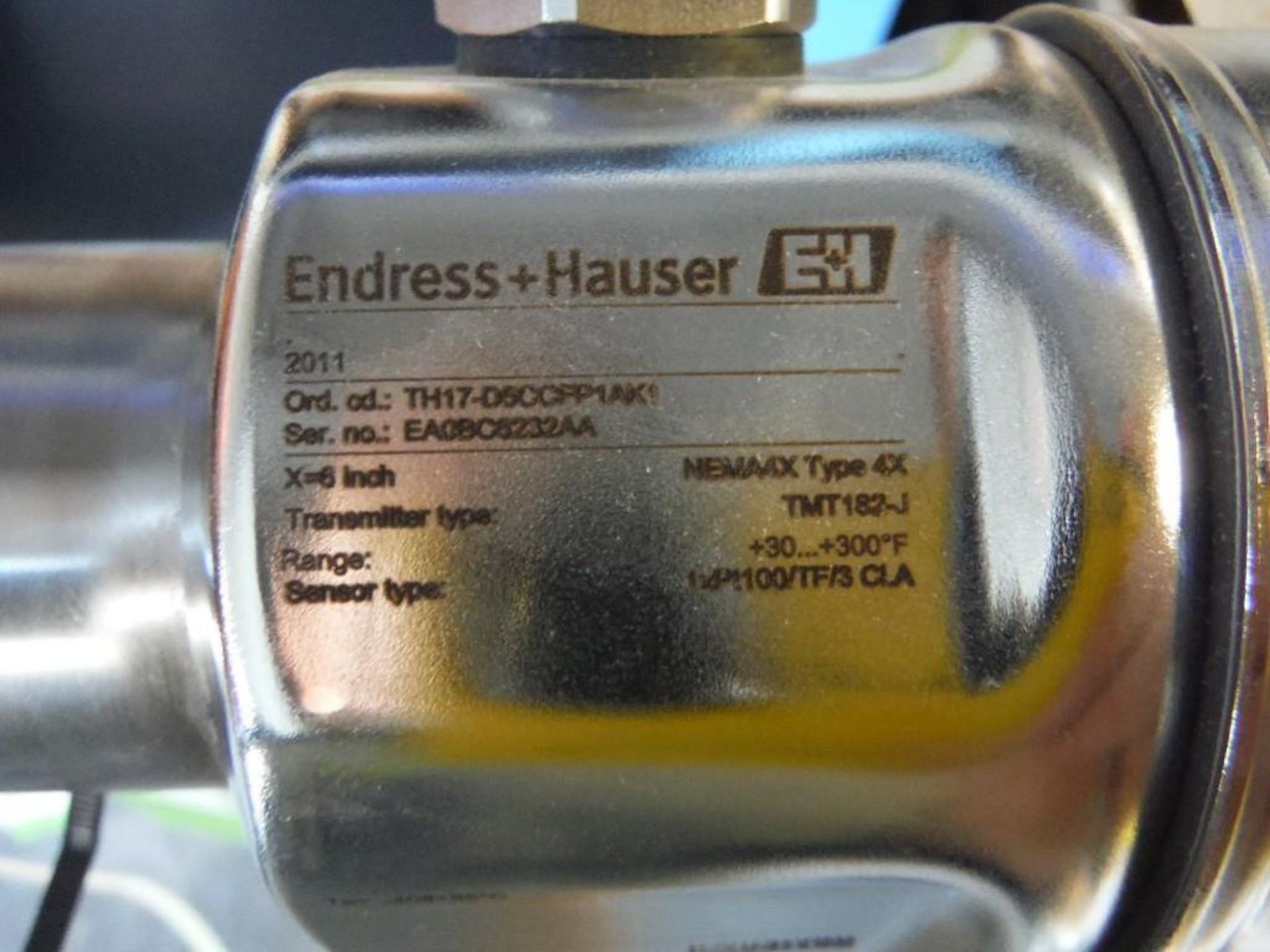 Endress+Hauser temperature sensor, new in box. - RIGGING FEE FOR DOMESTIC TRANSPORT $25 - Image 2 of 2