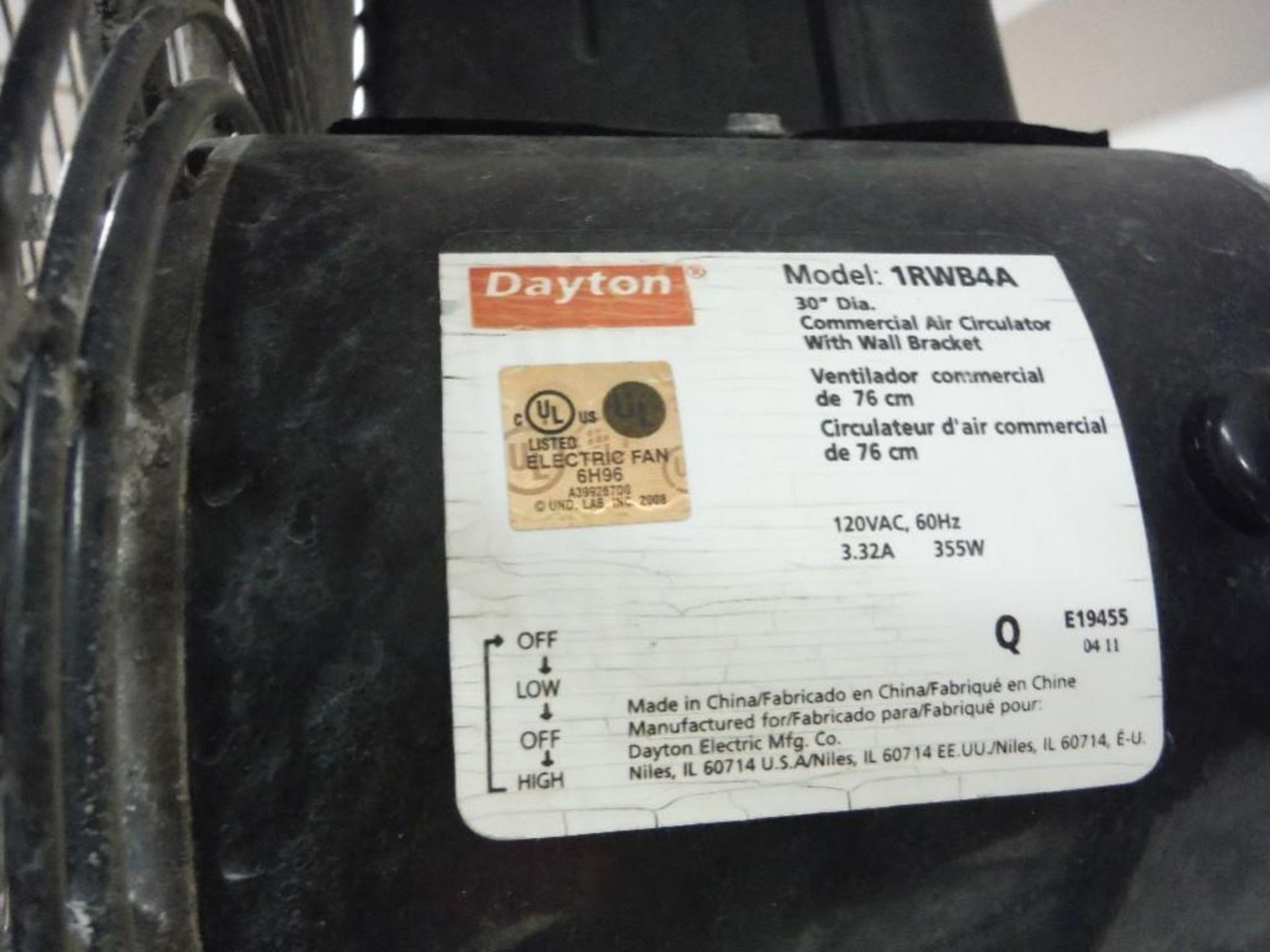 Dayton 30 in. wall mount fan. - RIGGING FEE FOR DOMESTIC TRANSPORT $50 - Image 2 of 2