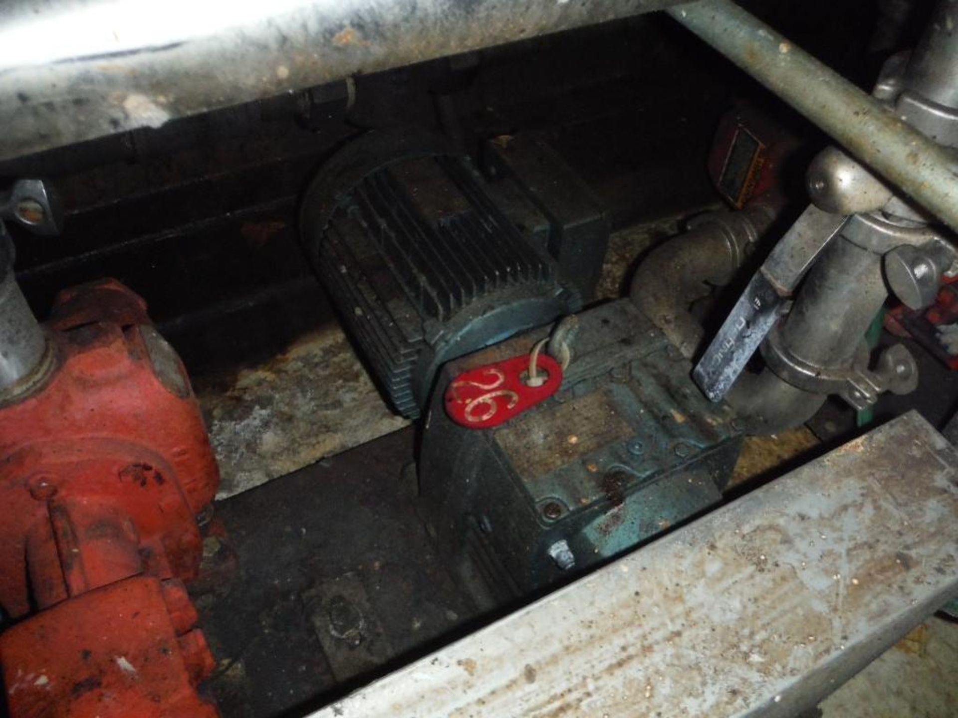 Viking oil pump with motor - Rigging Fee: $100 - Image 14 of 14