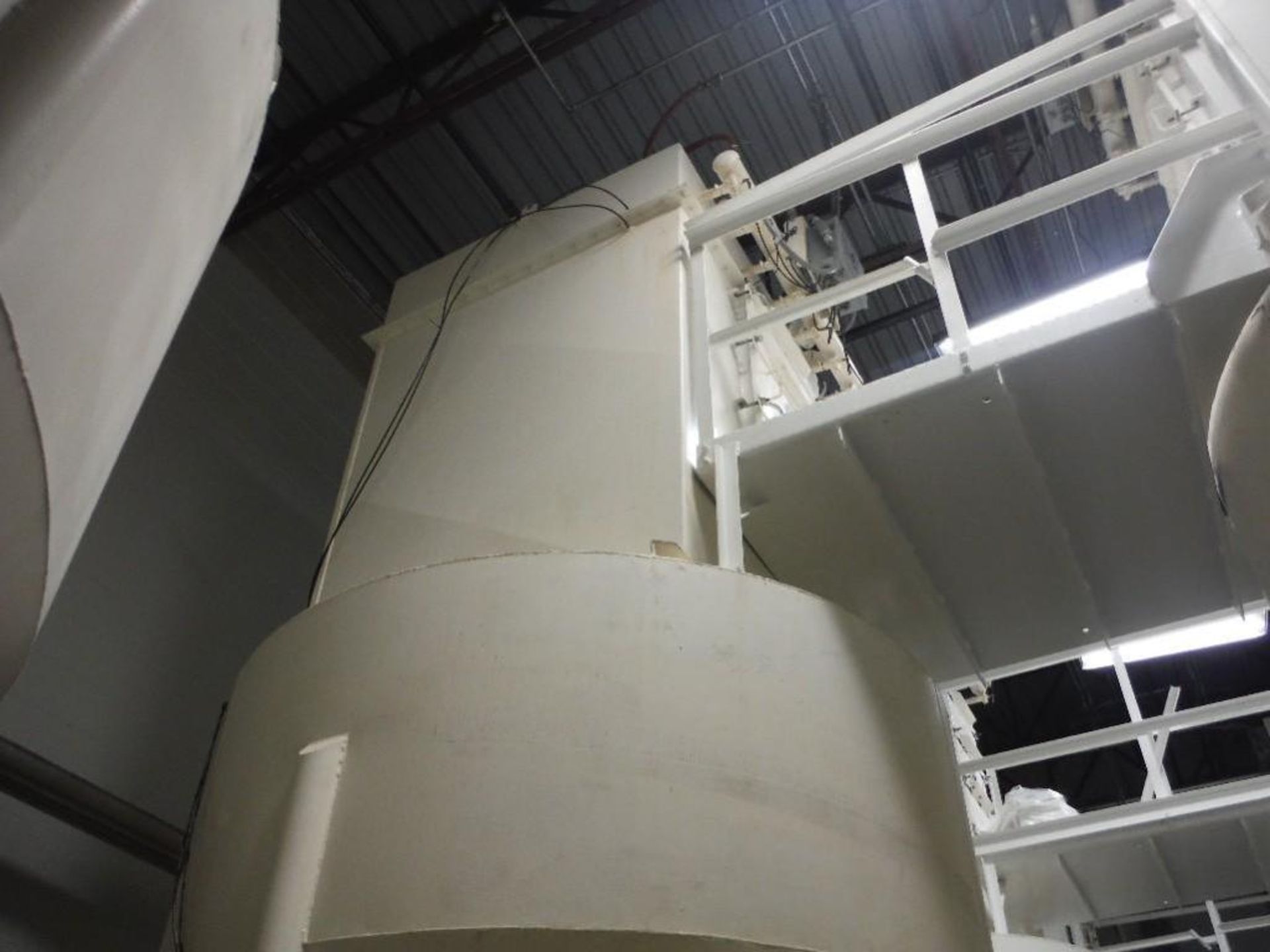 Shick dual leg cone bottom sugar silo, 88 in. dia. X 96 in. tall, on load cell, with bag house - Rig - Image 3 of 7