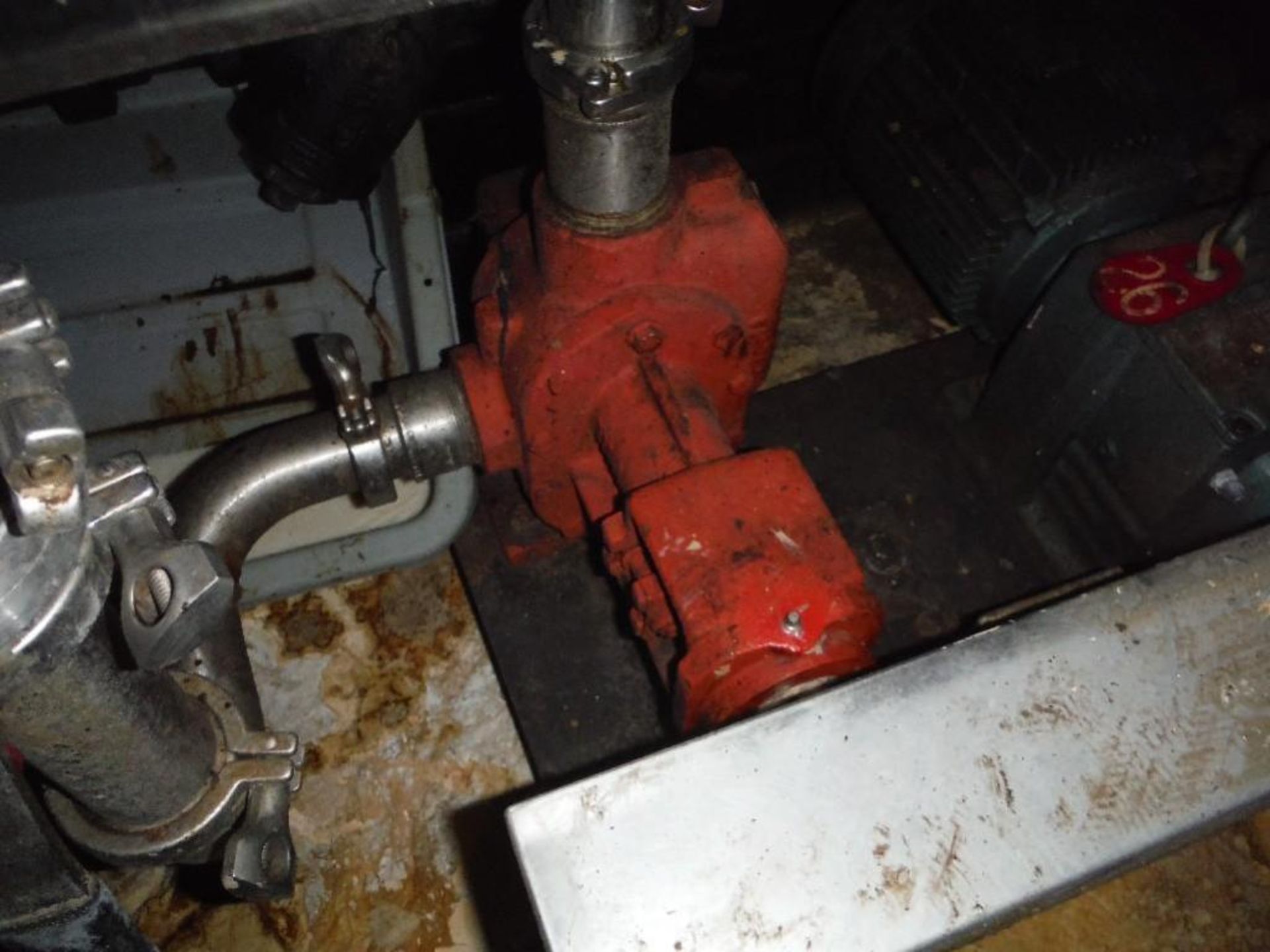 Viking oil pump with motor - Rigging Fee: $100 - Image 13 of 14