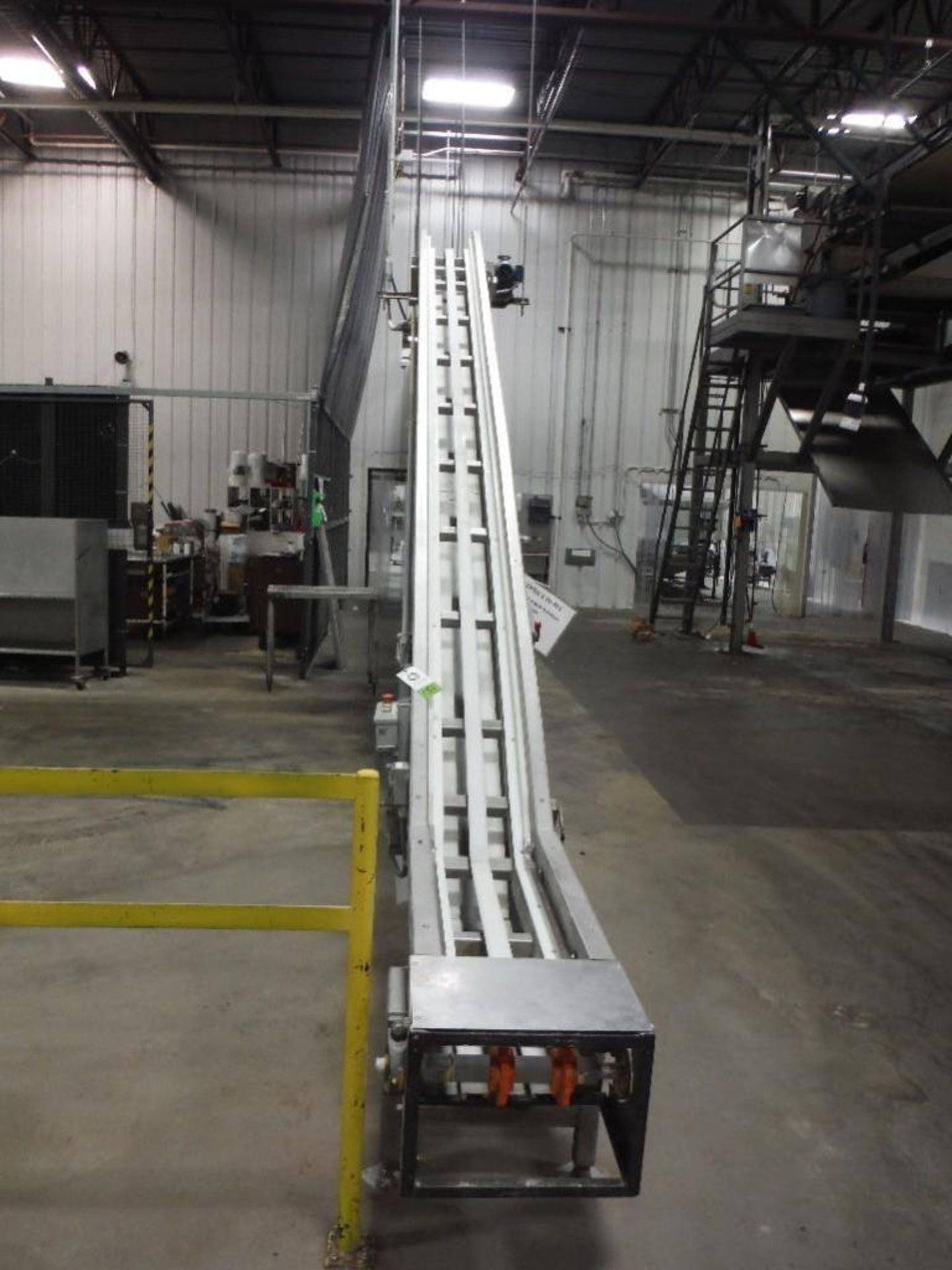 M&S Z flow elevator leg, 12 in. wide cleated conveyor, 25 ft. long x 12 in. wide x 24 in. infeed x 1 - Image 2 of 7