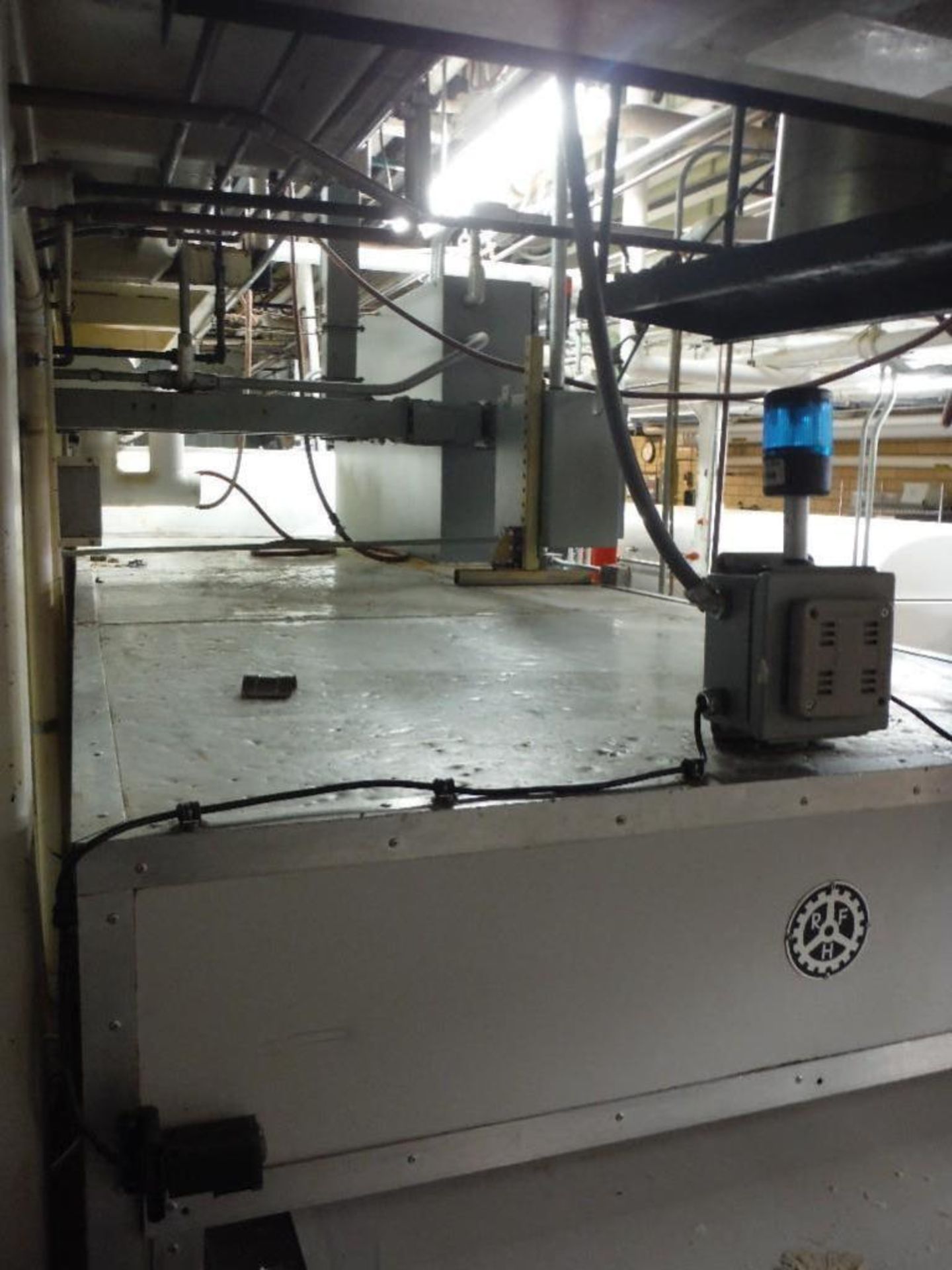 RFH cooling tunnel, single zone, cold plate 50 ft. long x 42 in. wide, freon - Rigging Fee: $700 - Image 8 of 14