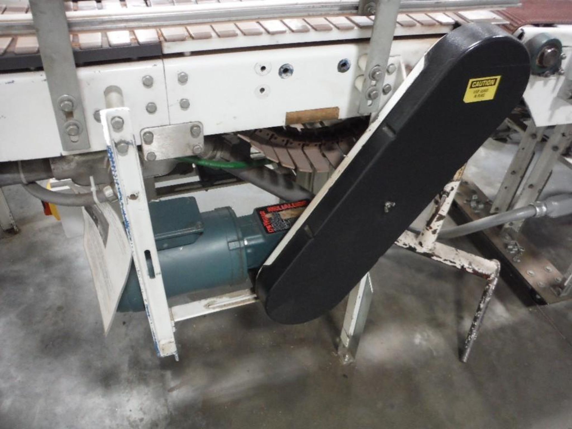 IMH table top conveyor, 6.5 in. wide, 90 degree turn, overall 14 ft. long x steel frame, with drive - Image 3 of 5
