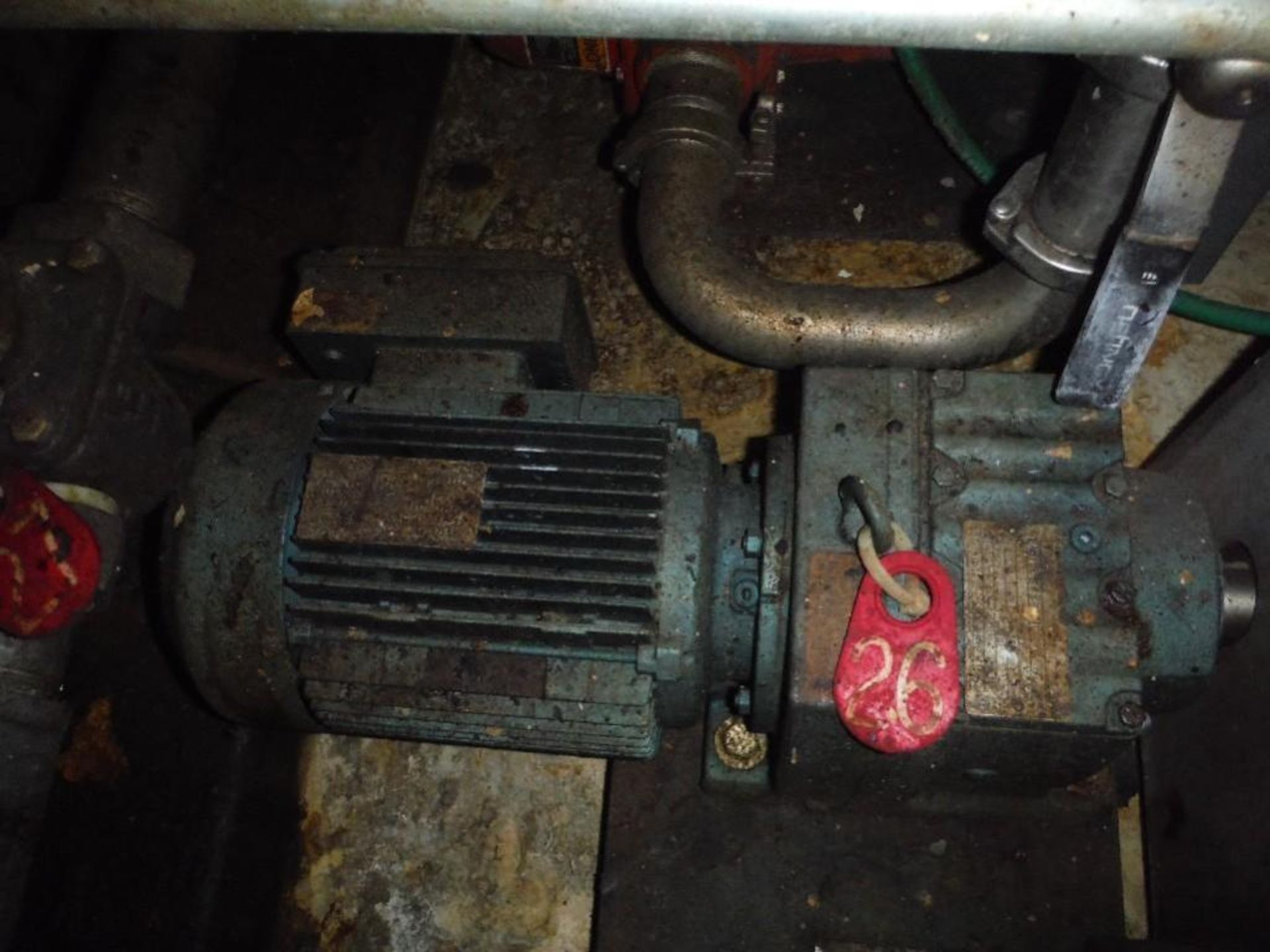 Viking oil pump with motor - Rigging Fee: $100 - Image 11 of 14