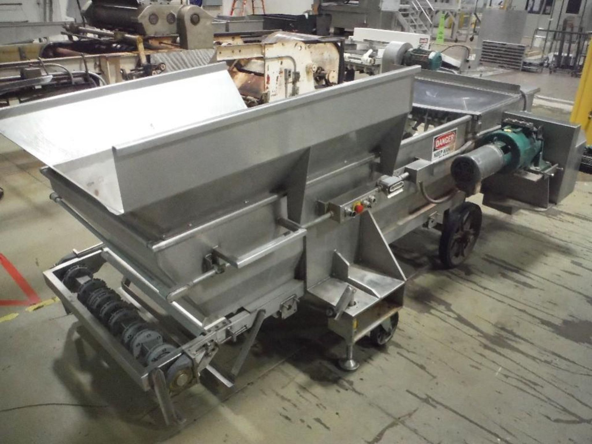 SS Dough trough chopper, 108 in. long x36 in. wide x 20 in. deep, variable speed belt drive, 0.75 hp - Image 3 of 8