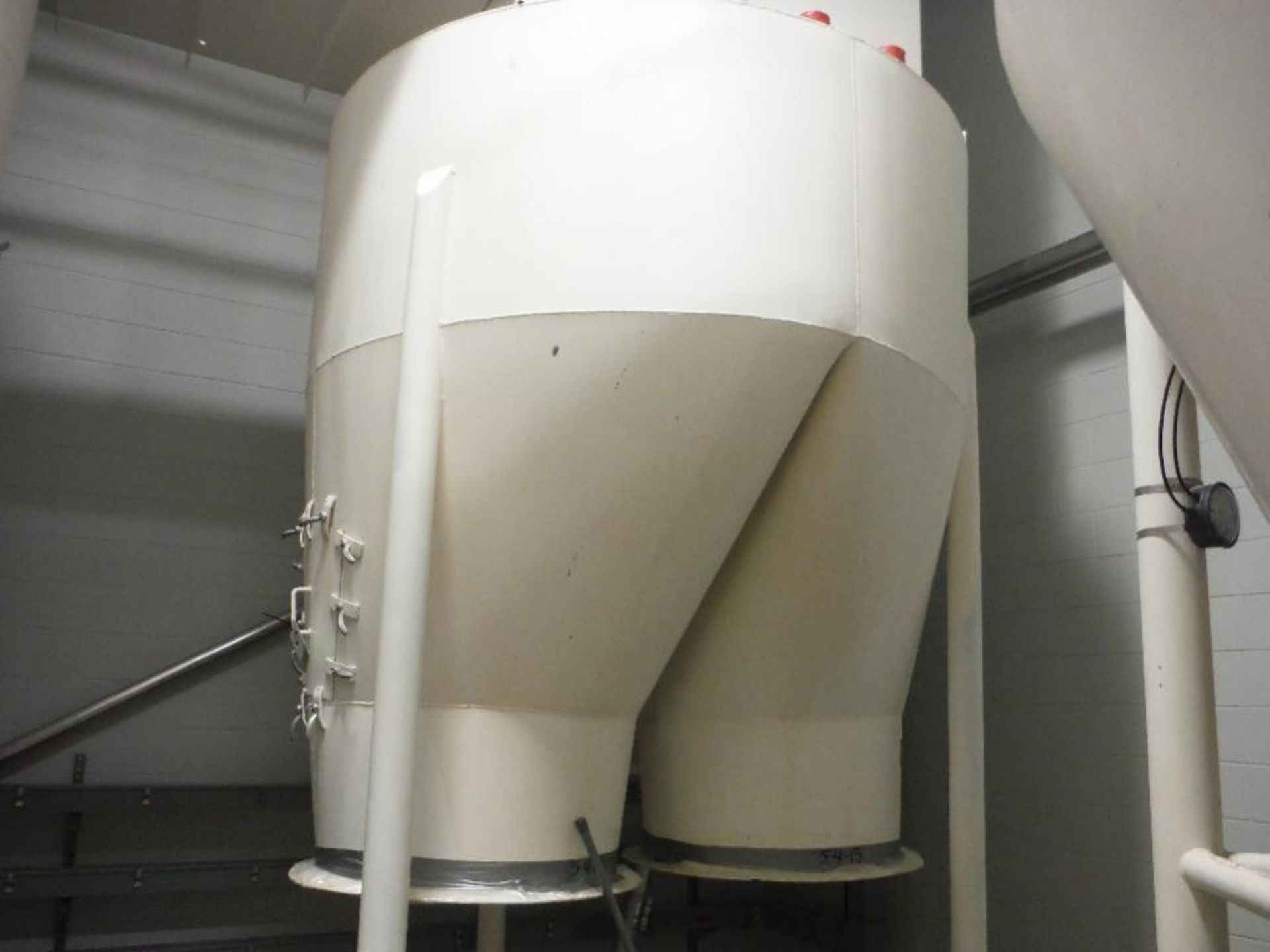 Shick dual leg cone bottom sugar silo, 88 in. dia. X 96 in. tall, on load cell, with bag house - Rig - Image 2 of 6