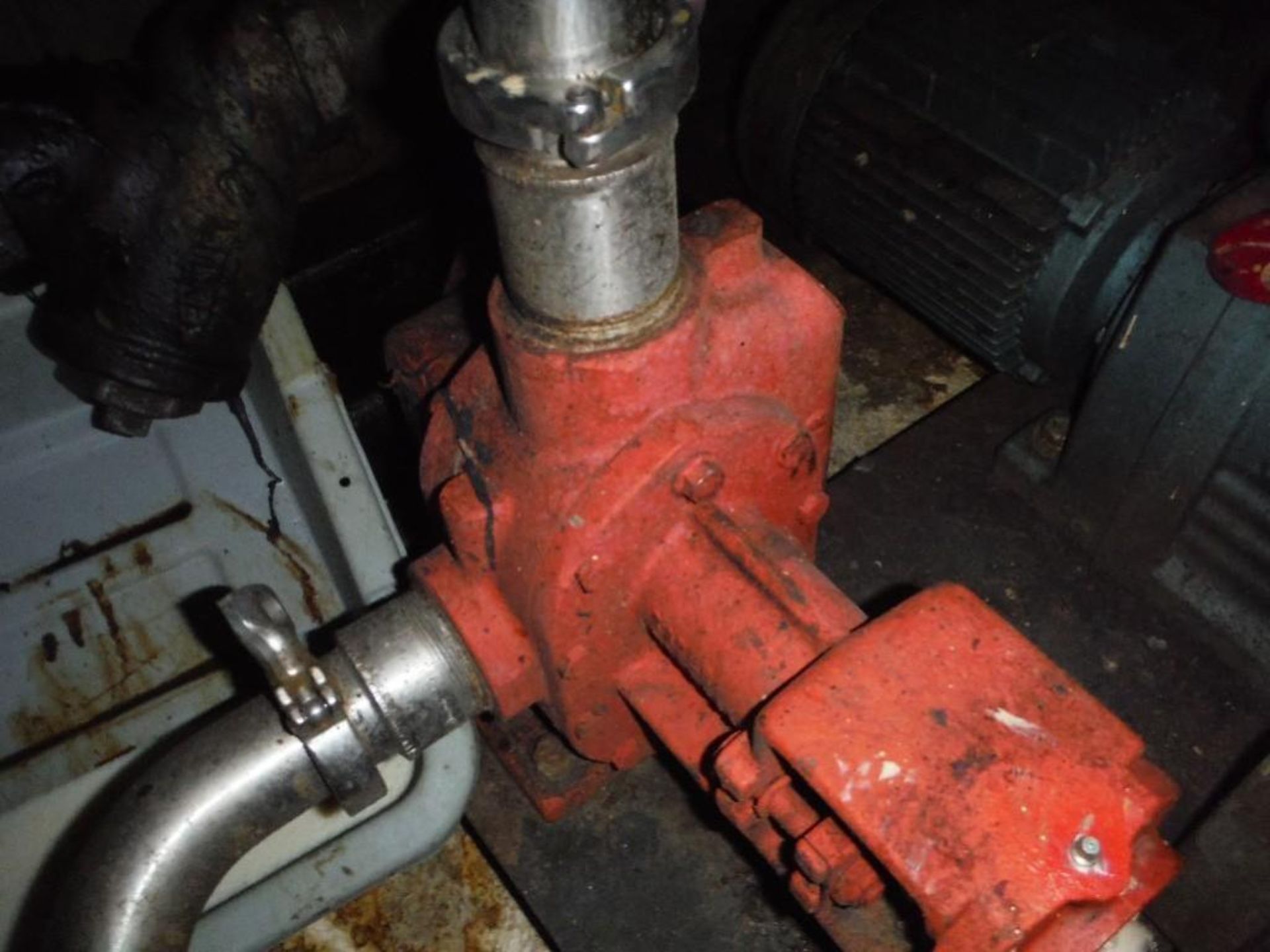 Viking oil pump with motor - Rigging Fee: $100 - Image 12 of 14