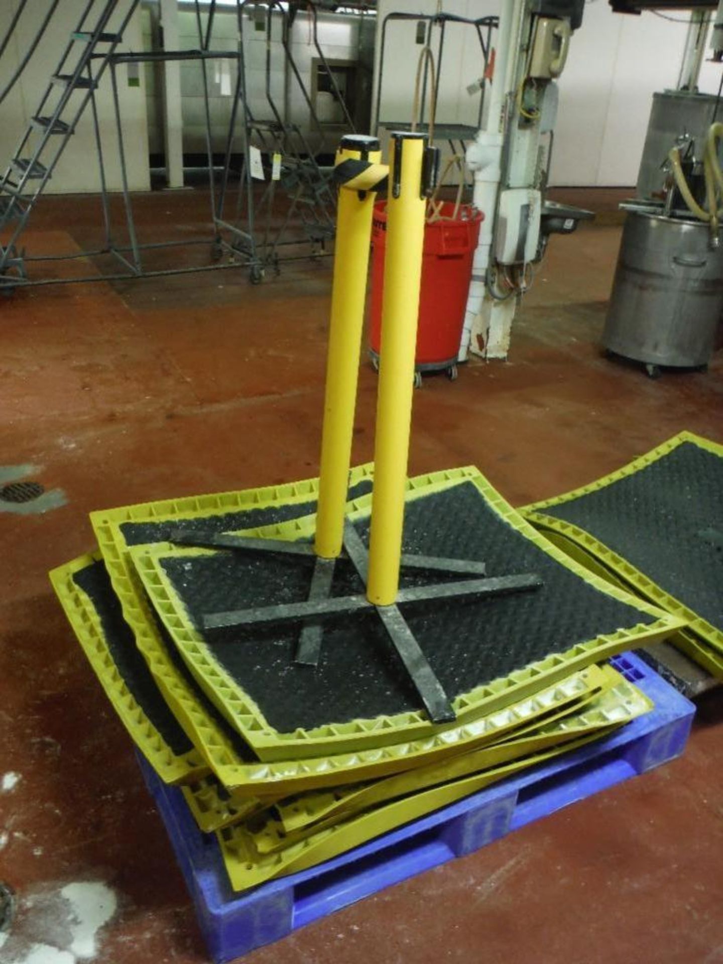 Lot of assorted rubber mats, cart - Rigging Fee: $50 - Image 2 of 2