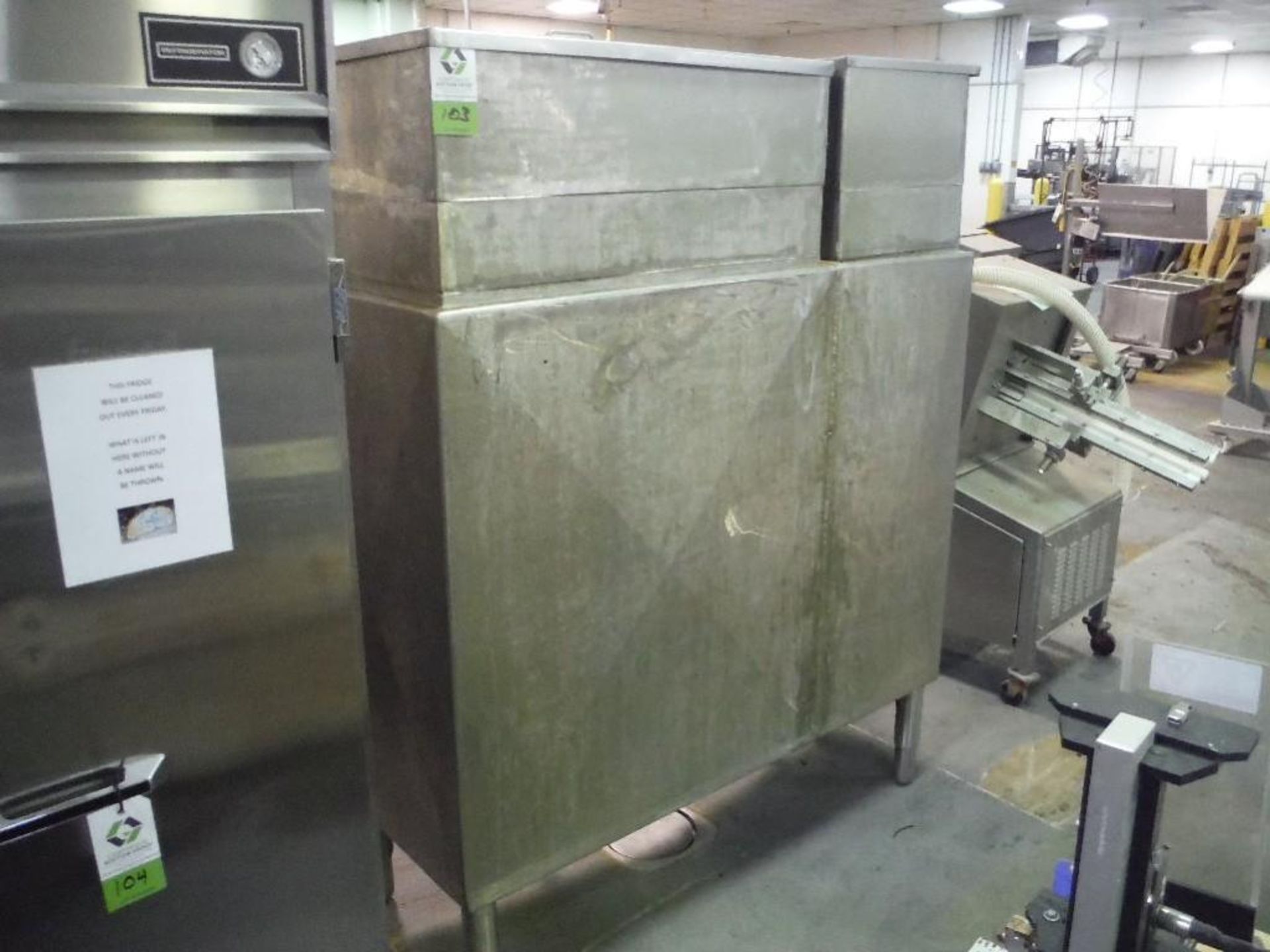 SS 2 compartment holding tank, 60 in. long x 24 in. wide x 48 in. tall, **(Located in: Marshall, MN) - Image 2 of 4