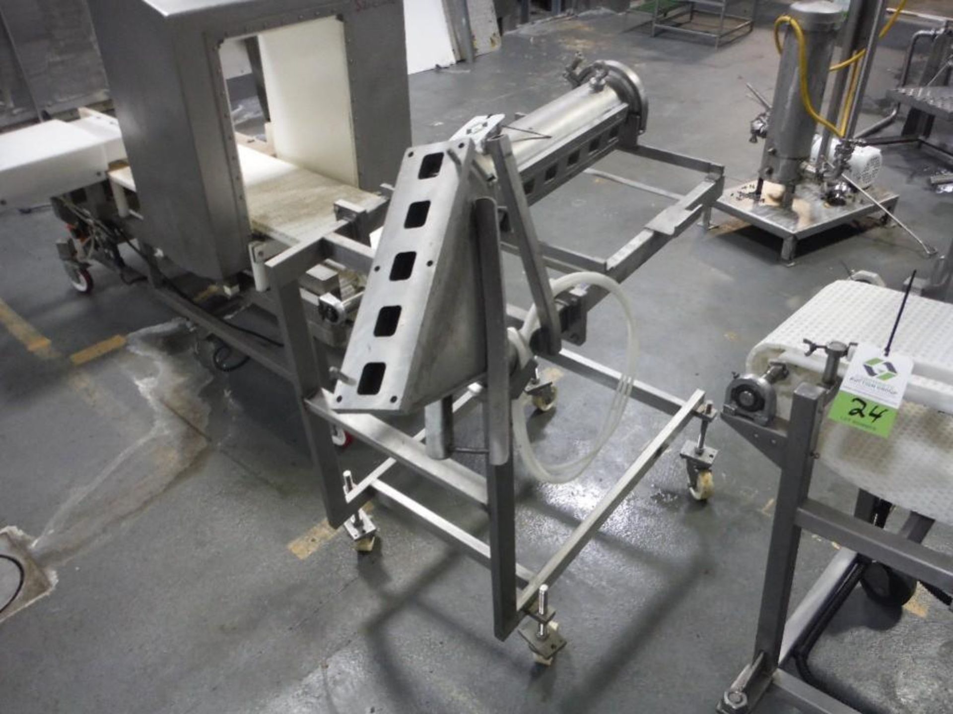 Reiser depositing SS manifold, 15 in. long x 4 in. tall, 5 station, on SS frame, **(Located in: Mars