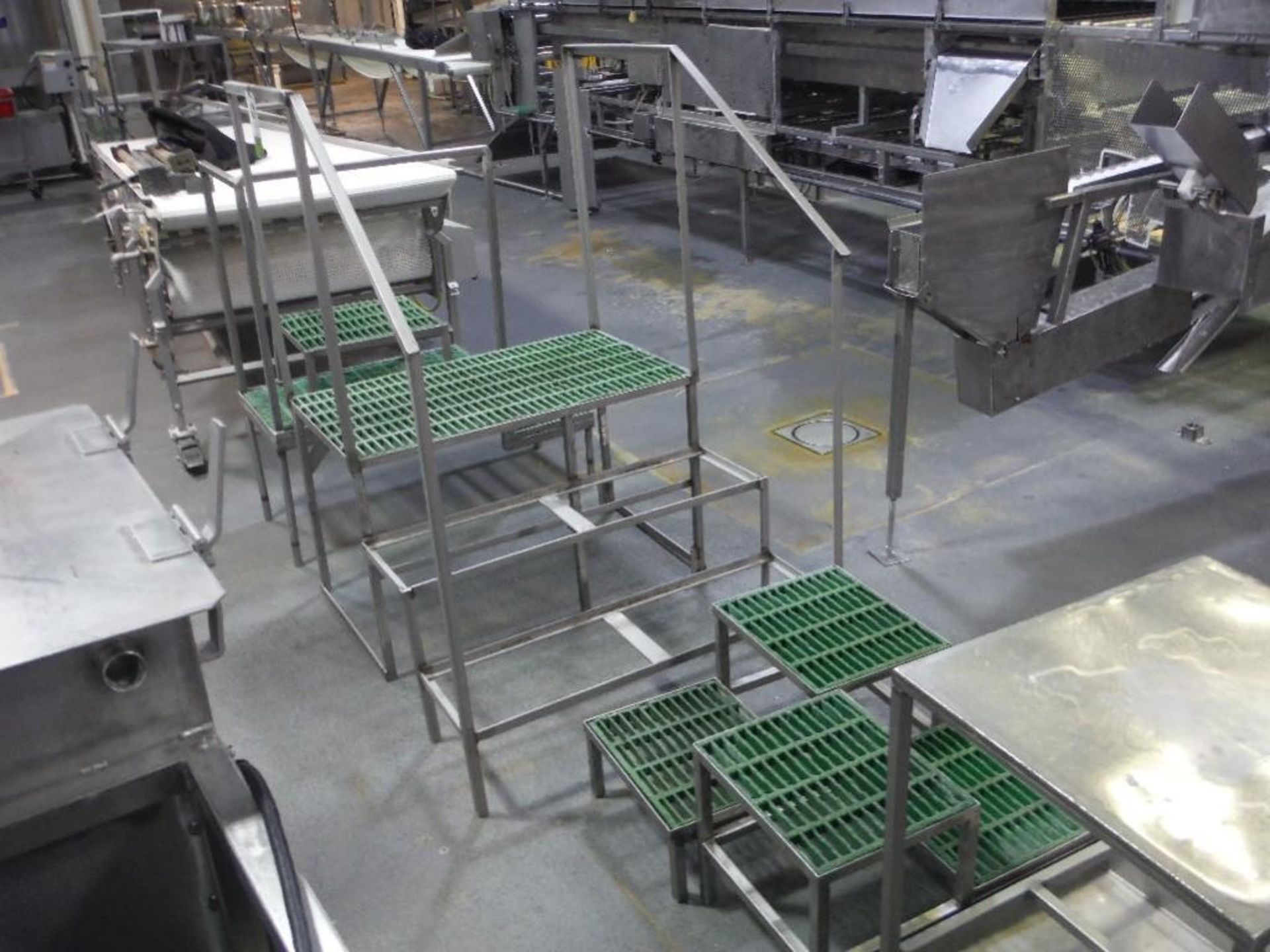 (5) misc SS steps and platforms, **(Located in: Marshall, MN)** Rigging Fee: $50