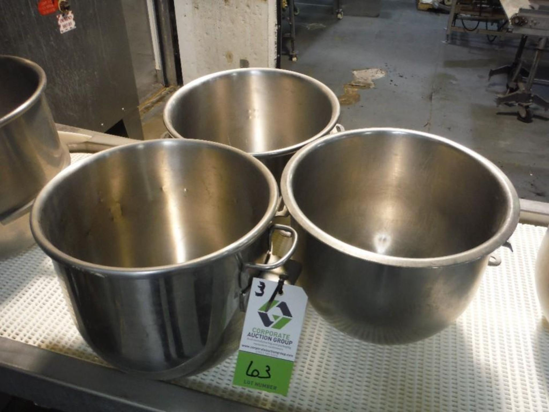 (3) SS 20 quart bowls (lot), **(Located in: Marshall, MN)** Rigging Fee: $50