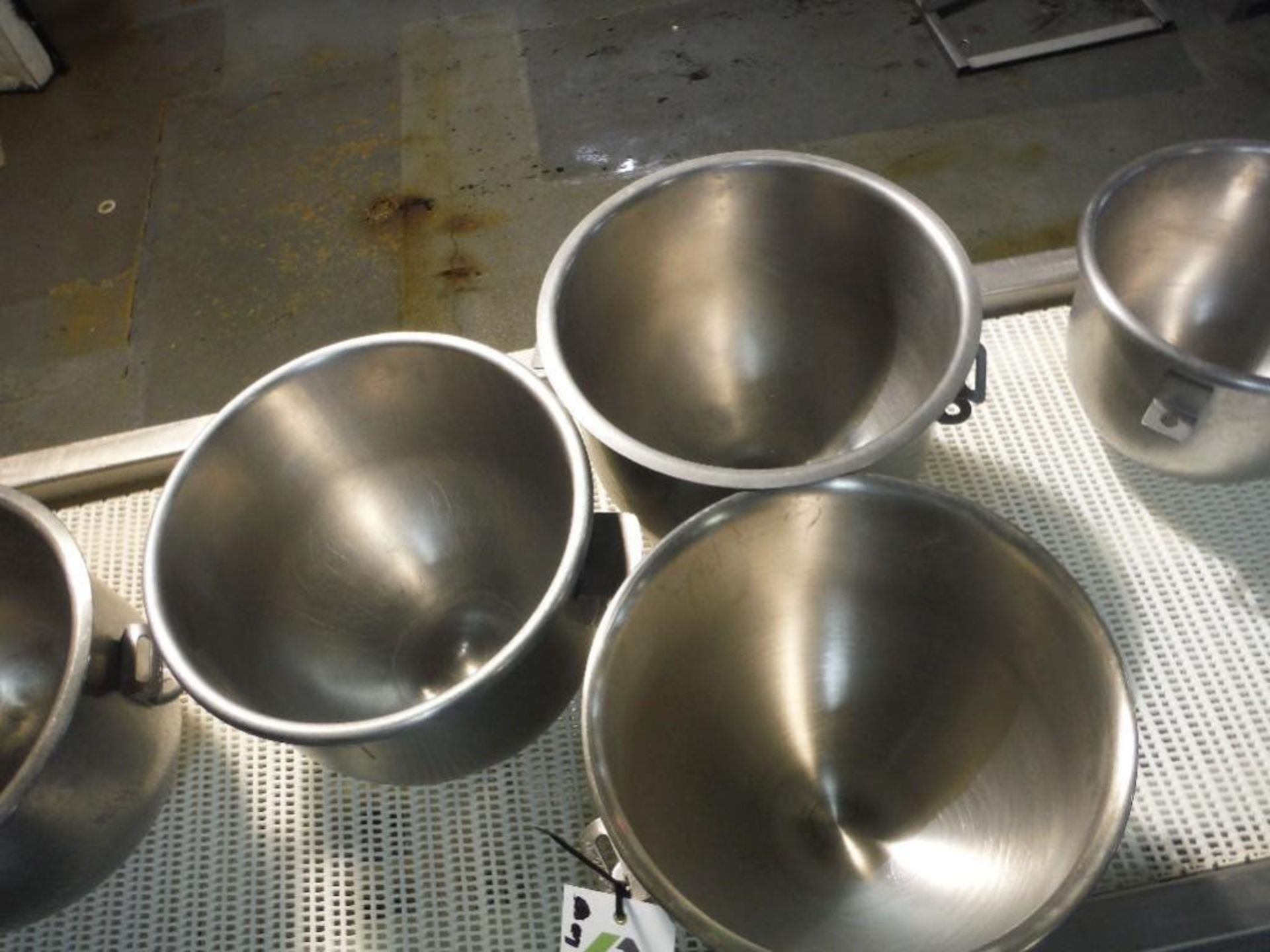 (3) SS 20 quart bowls (lot), **(Located in: Marshall, MN)** Rigging Fee: $50 - Image 2 of 4