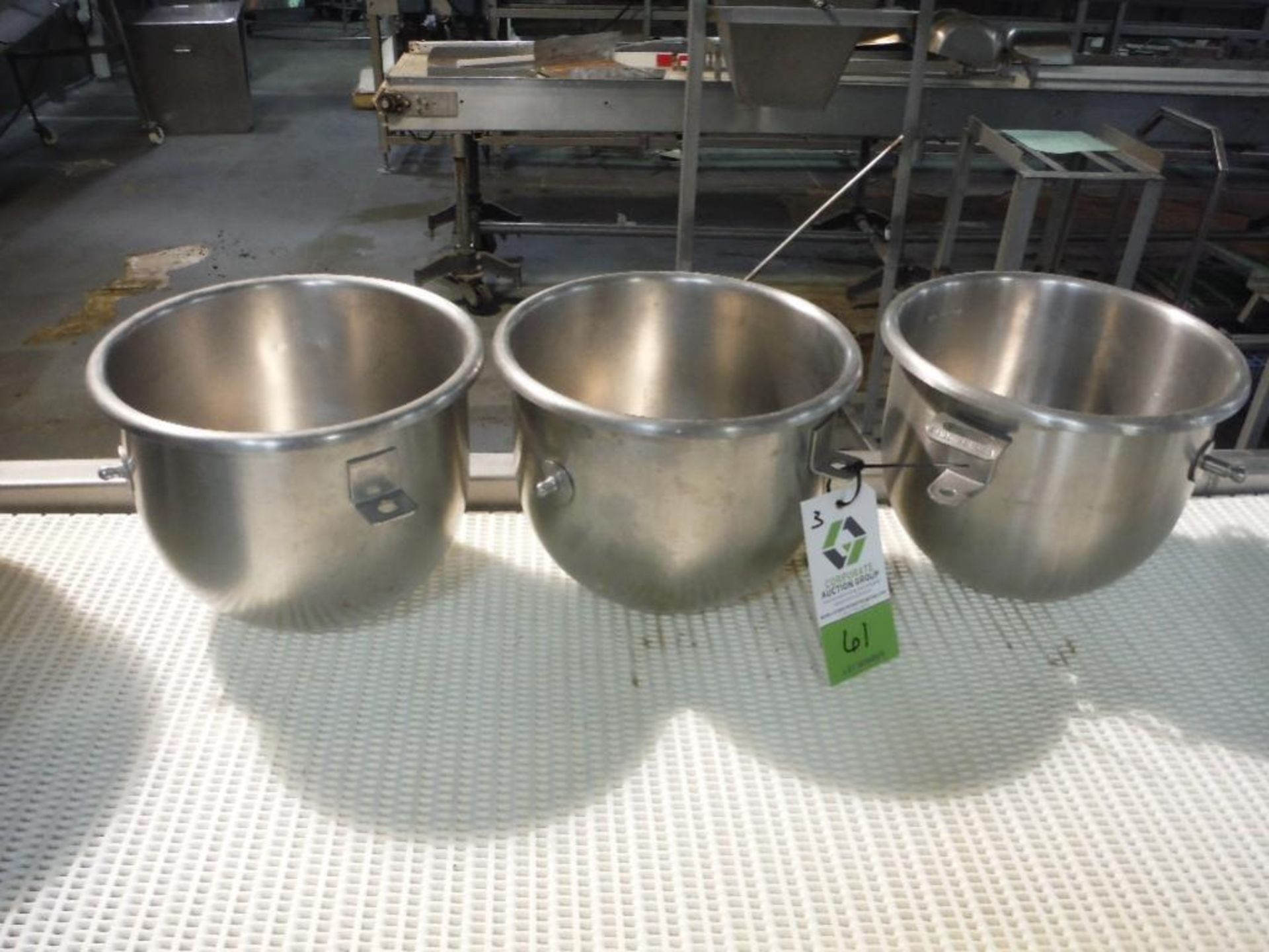 (3) SS 12 quart bowls (lot), **(Located in: Marshall, MN)** Rigging Fee: $50 - Image 2 of 5