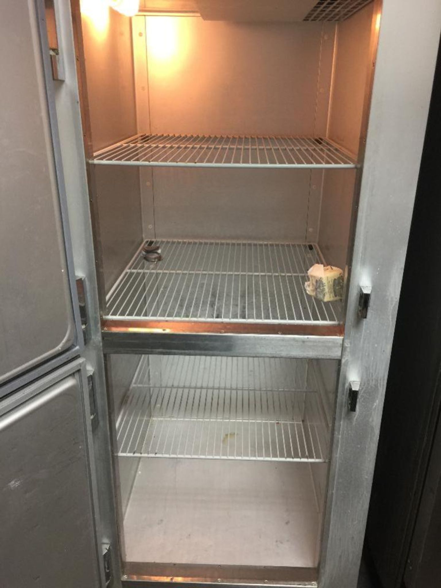 Traulsen 2 door refrigerator, model G10001, 110 volt, on wheels. 30 x 32 x 84 in tall.** (Located in - Bild 2 aus 4