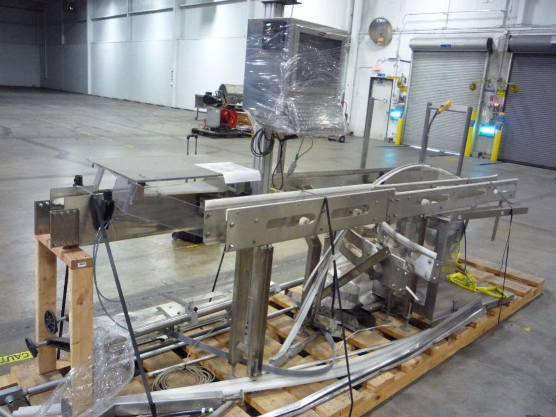 Skid with (2) Conveyor Control Panels. ** (Located in Archbold, Ohio) ** Rigging Fee: $150 - Bild 2 aus 11