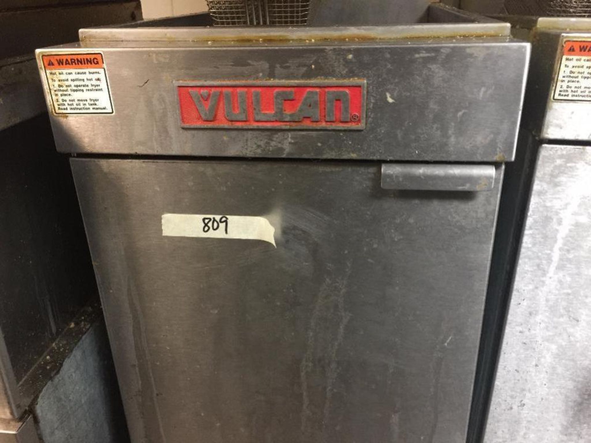 Vulcan 2-basket deep fryer, gas.** (Located in Omaha, Nebraska) ** Rigging Fee: $100