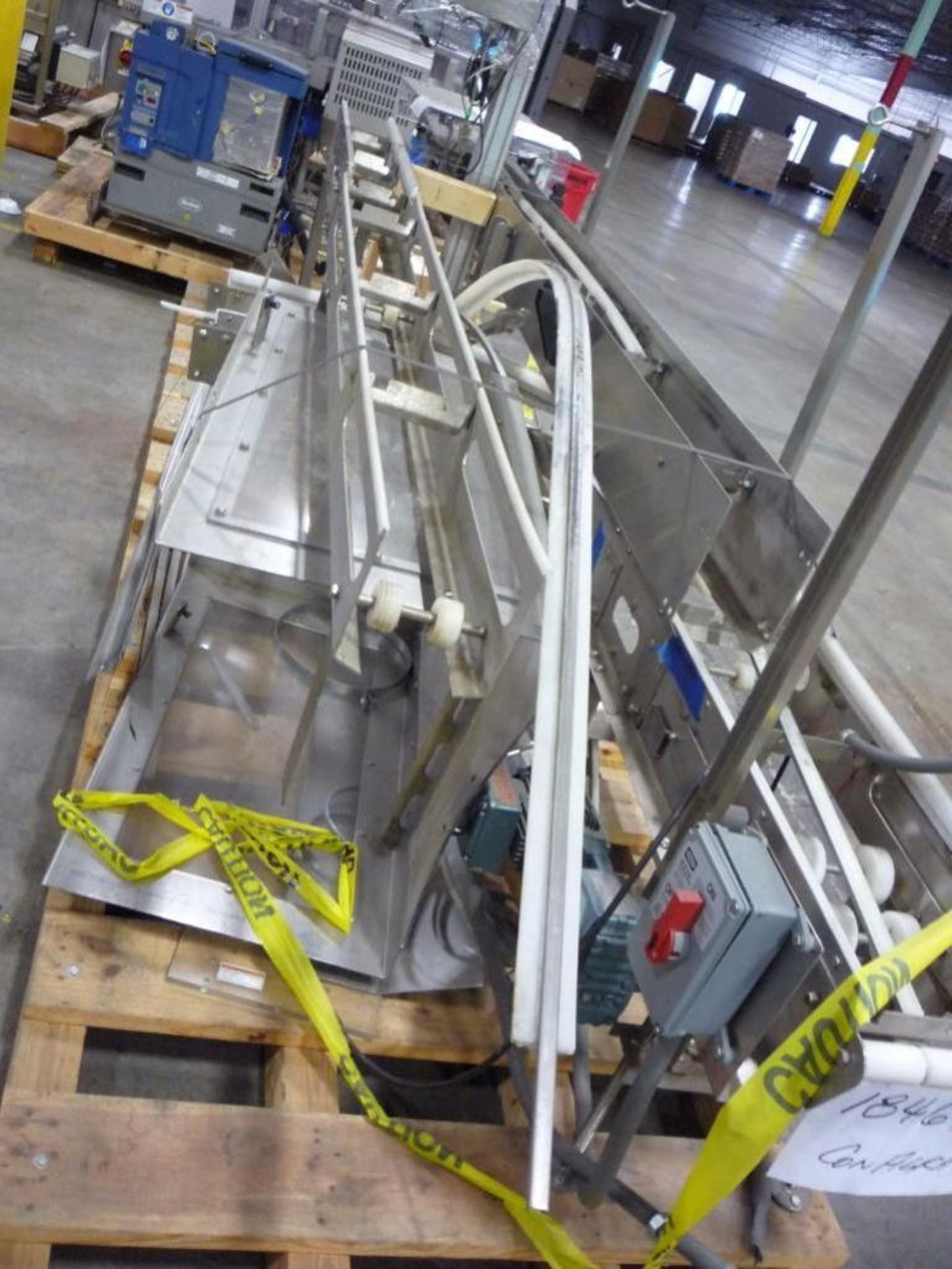Skid with (2) Conveyor Control Panels. ** (Located in Archbold, Ohio) ** Rigging Fee: $150 - Bild 8 aus 11
