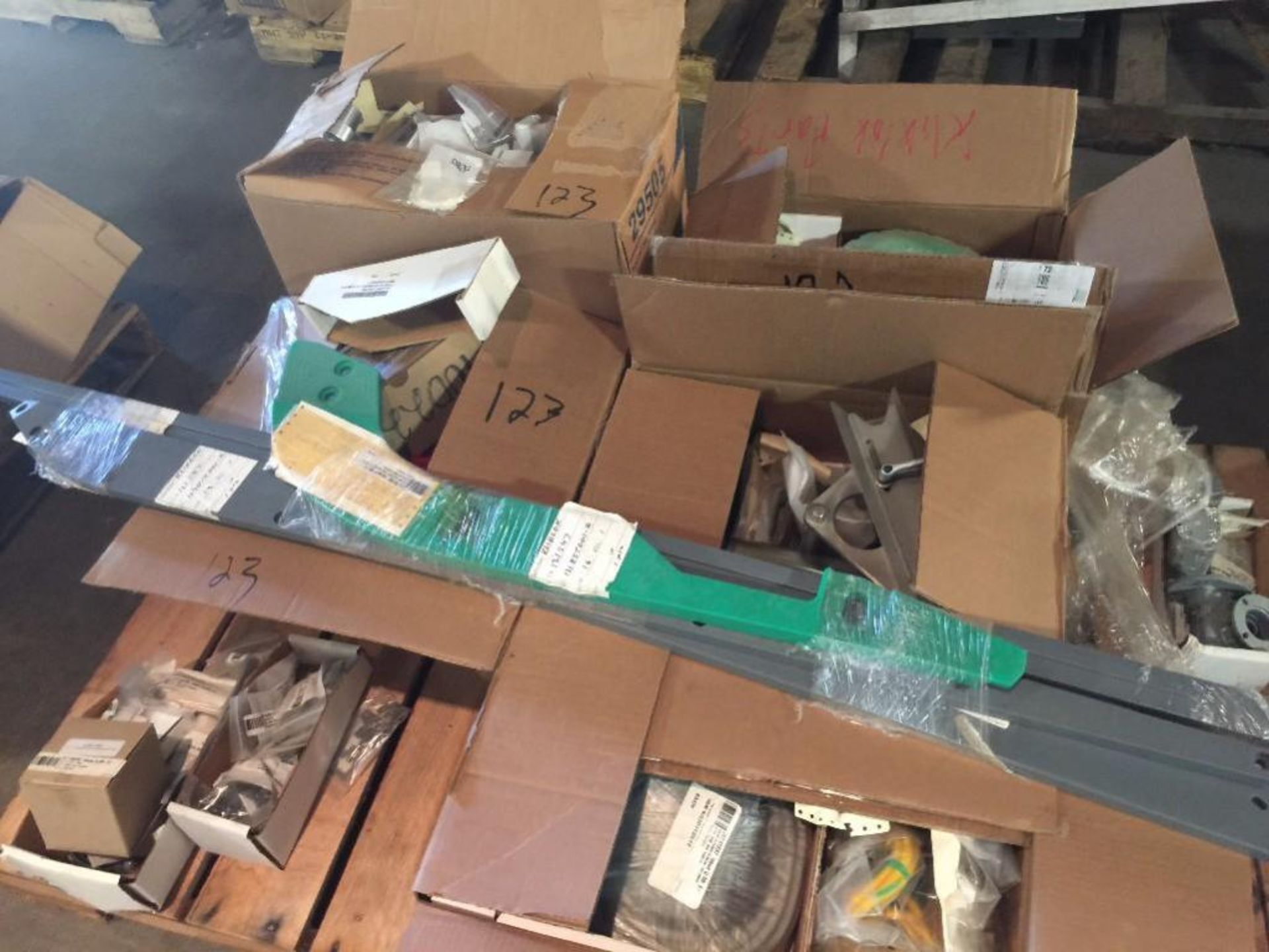 Pallet of Kliklok cartoner parts (LOT). ** (Located in Russellville, Arkansas) ** Rigging Fee: $50