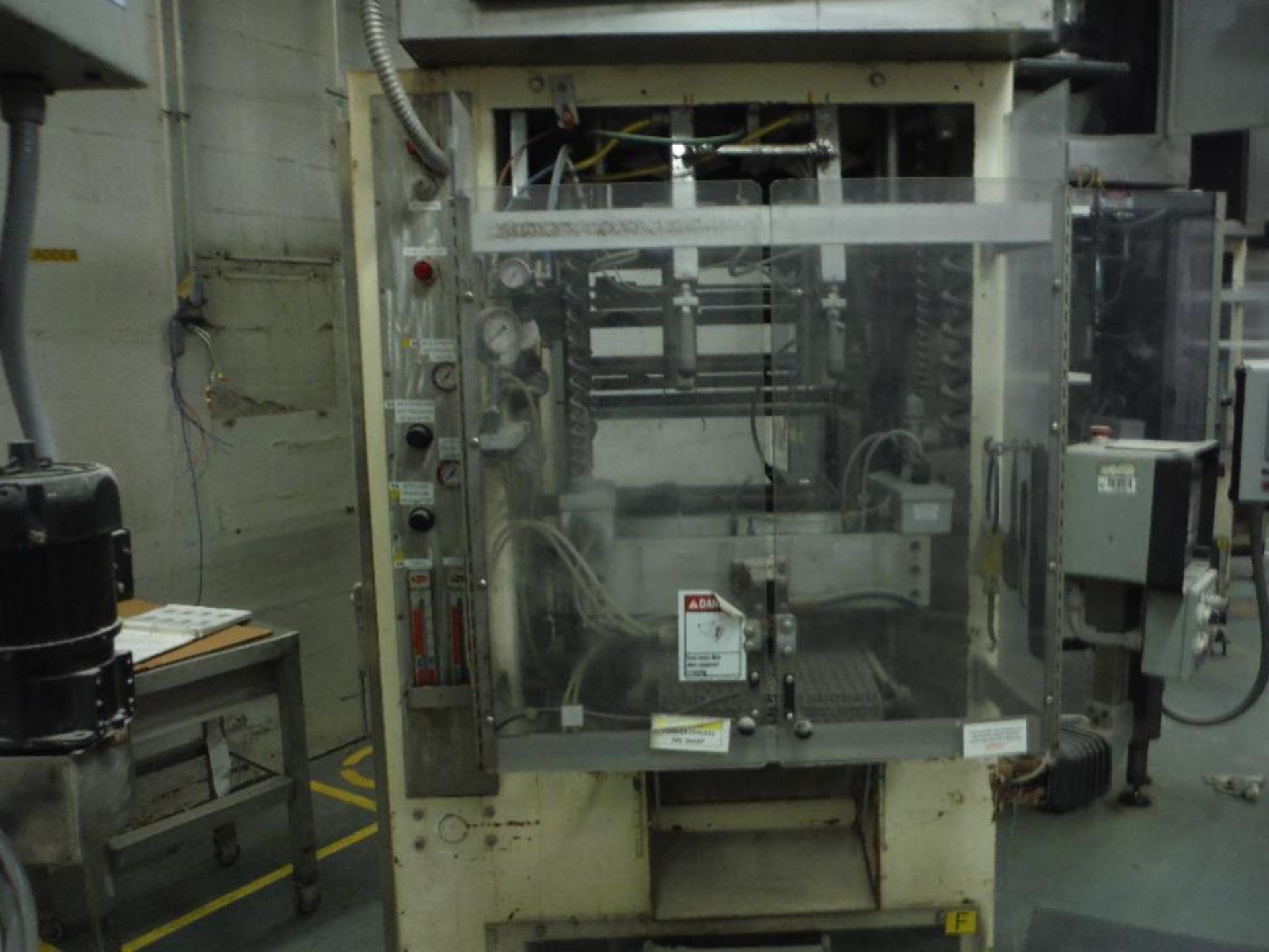 General Packaging Equipment vertical 2-up former/fill/seal/bagger, 15 in. jaw. w/ SpeeDee 2-up volum - Image 2 of 17