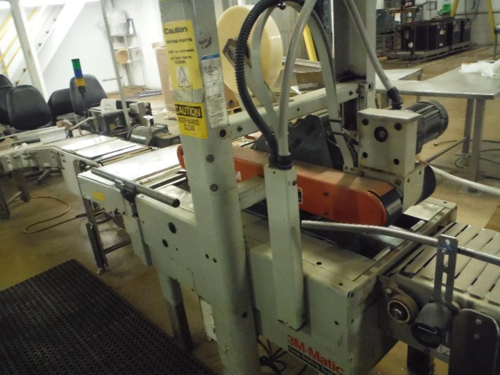 3M-Matic top and bottom case taper, Model 700R, Type 39600, SN 10099, mfg. date 2000. Rigging Fee: $ - Image 4 of 10