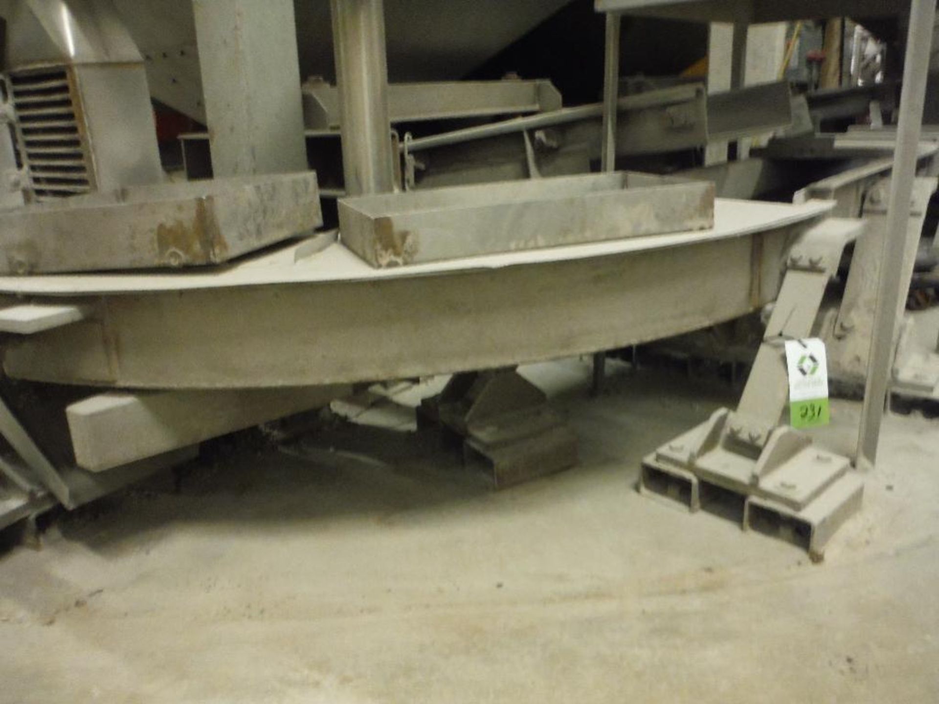 General Kinematics Corporation vibratory conveyor, 13 ft. x 12 in., w/ a 90 degree turn. Rigging Fee