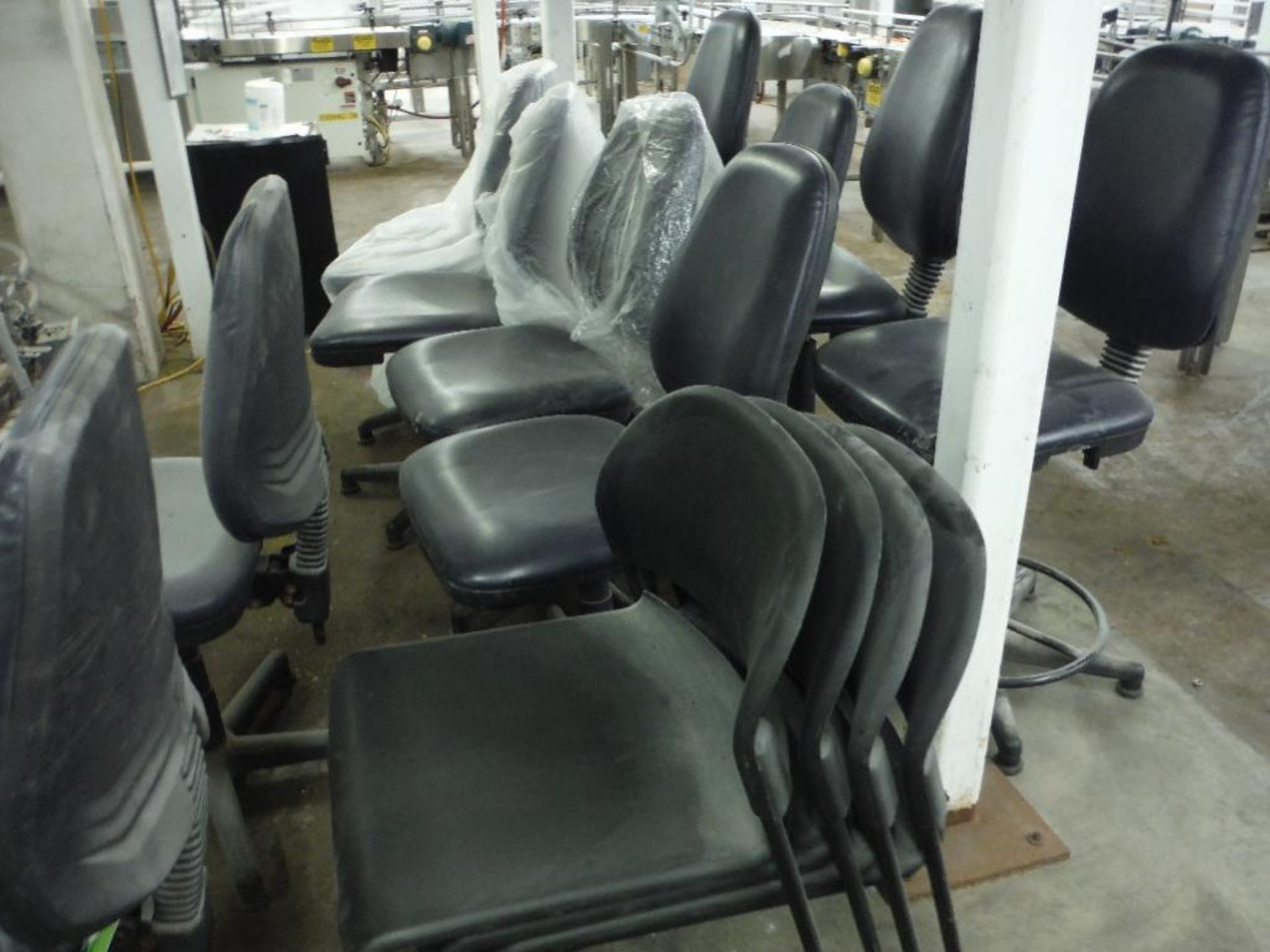 (10) Office chairs, (4) lunch room chairs (LOT). Rigging Fee: $50 - Image 2 of 3