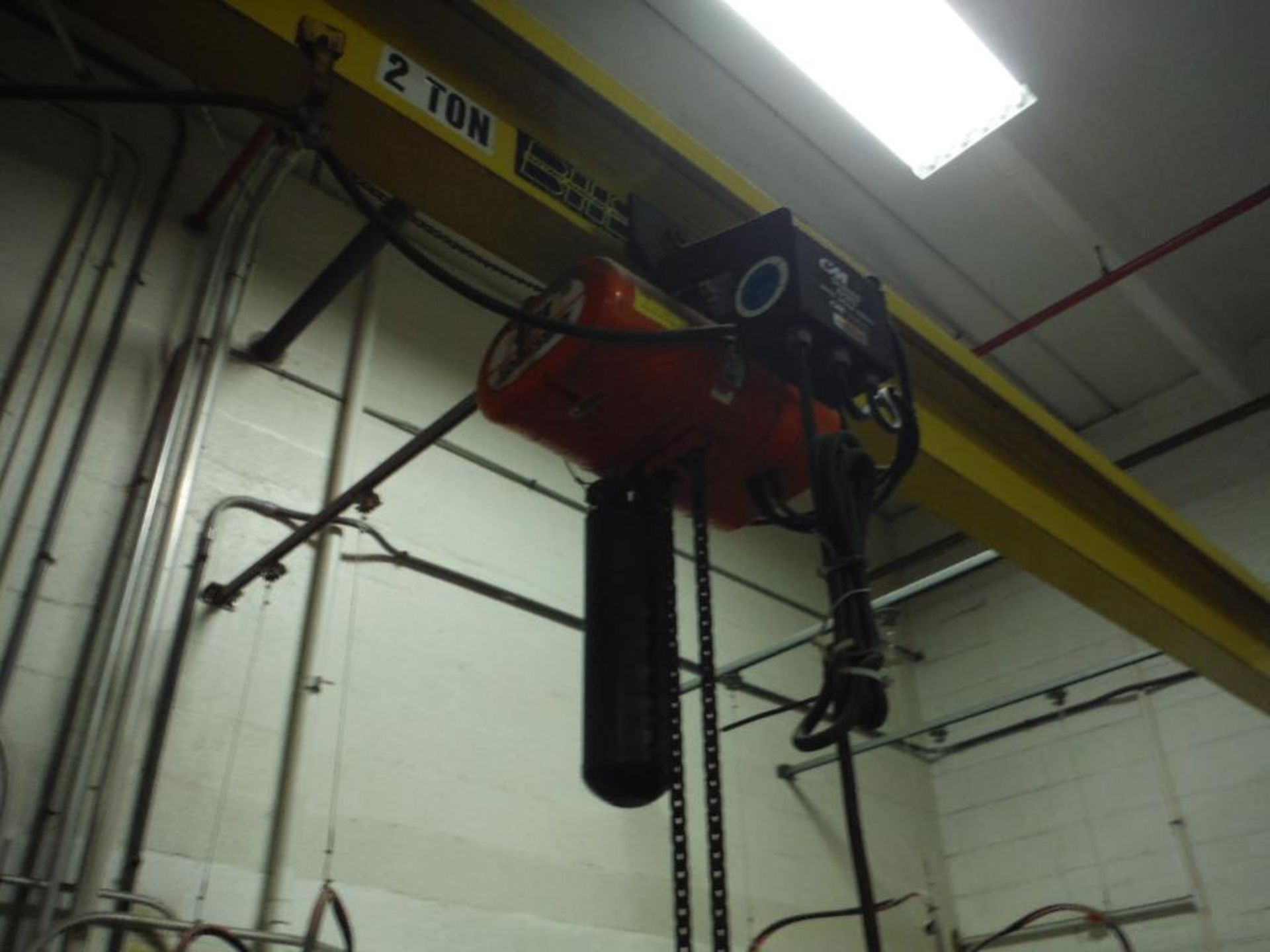 A frame 20 ft. gantry, CM motor driven trolley chain hoist, w/ battery jib, 2 ton capacity. Rigging - Image 2 of 6
