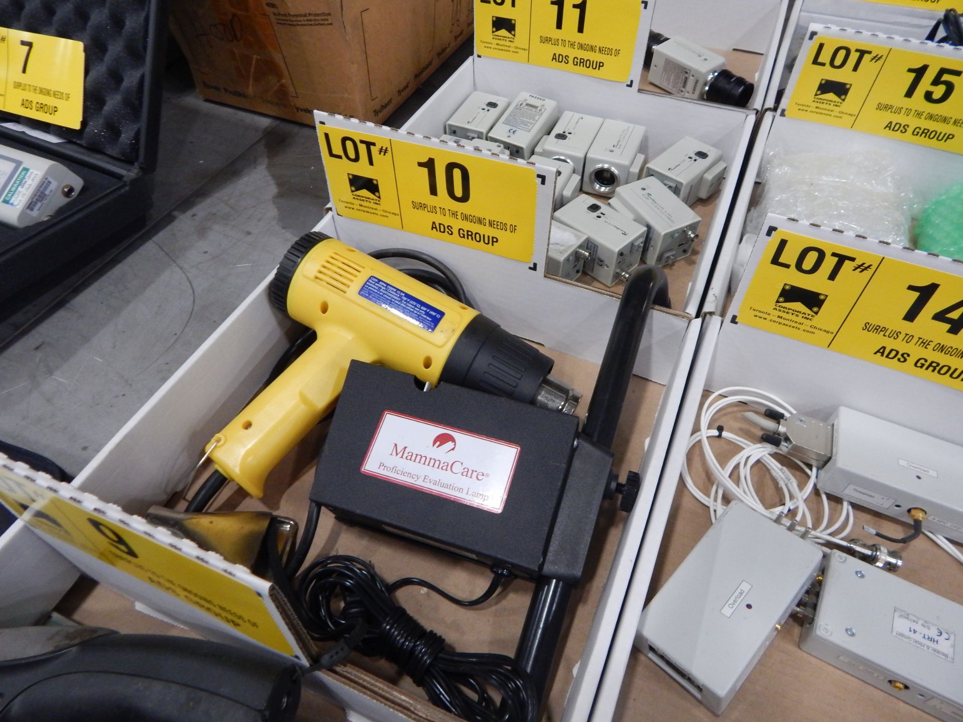 LOT/ HEAT GUN WITH EVOLUTION LAMP