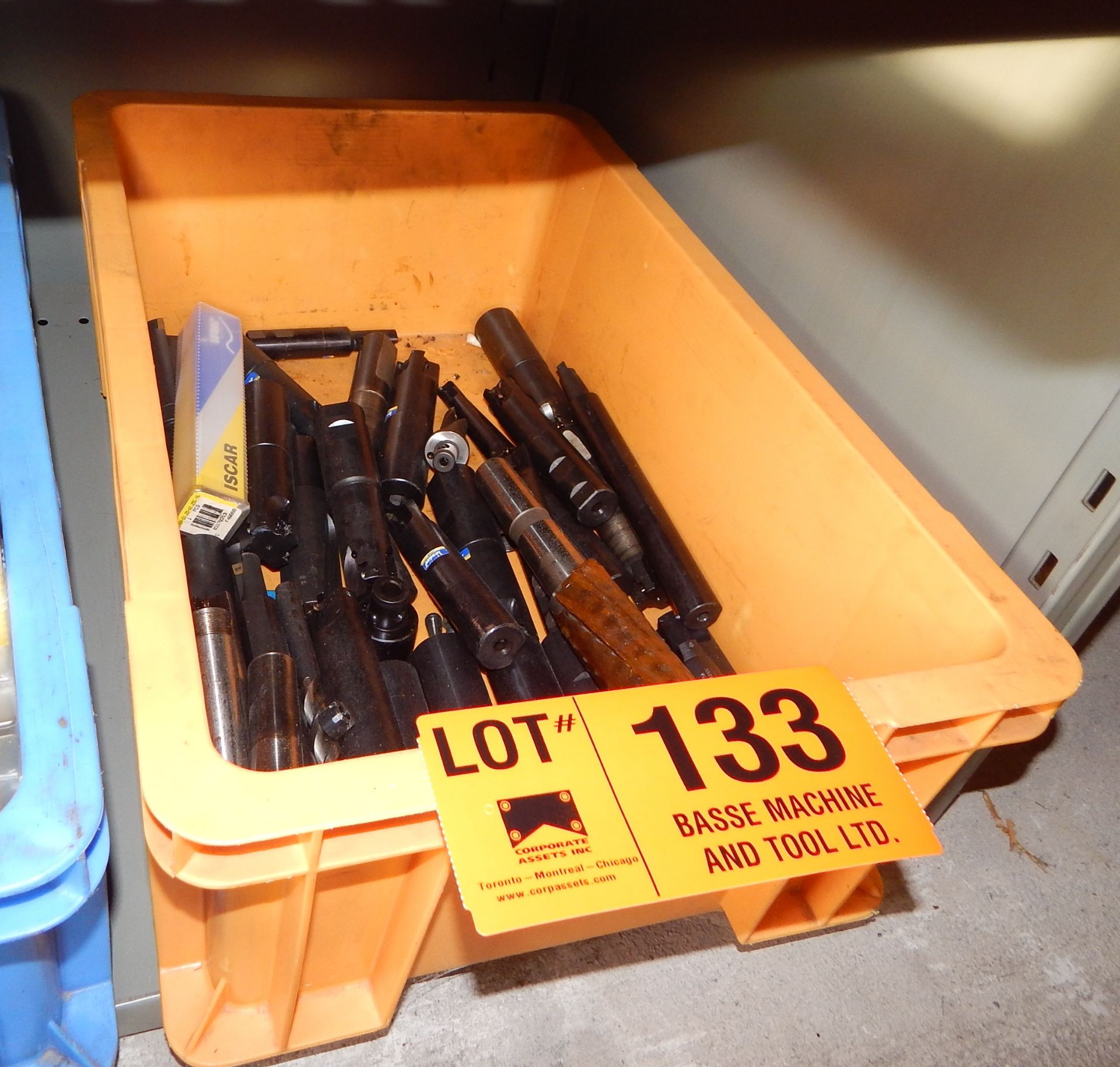 LOT/ CARBIDE INSERT CUTTING TOOLS (UPSTAIRS)