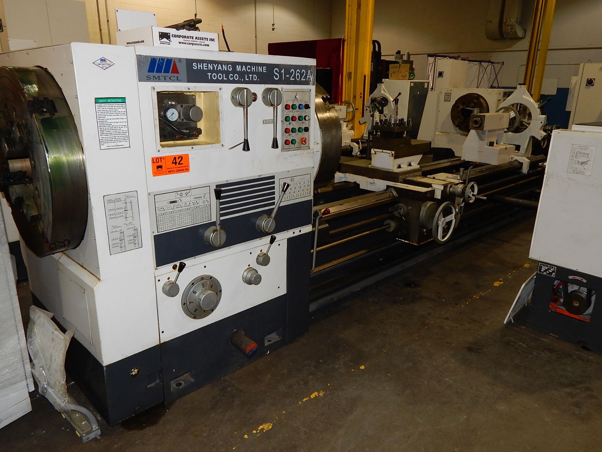 SMTCL (2012) S1-262A DUAL CHUCK HOLLOW SPINDLE PIPE THREADING ENGINE LATHE WITH 35.40" SWING, 118.