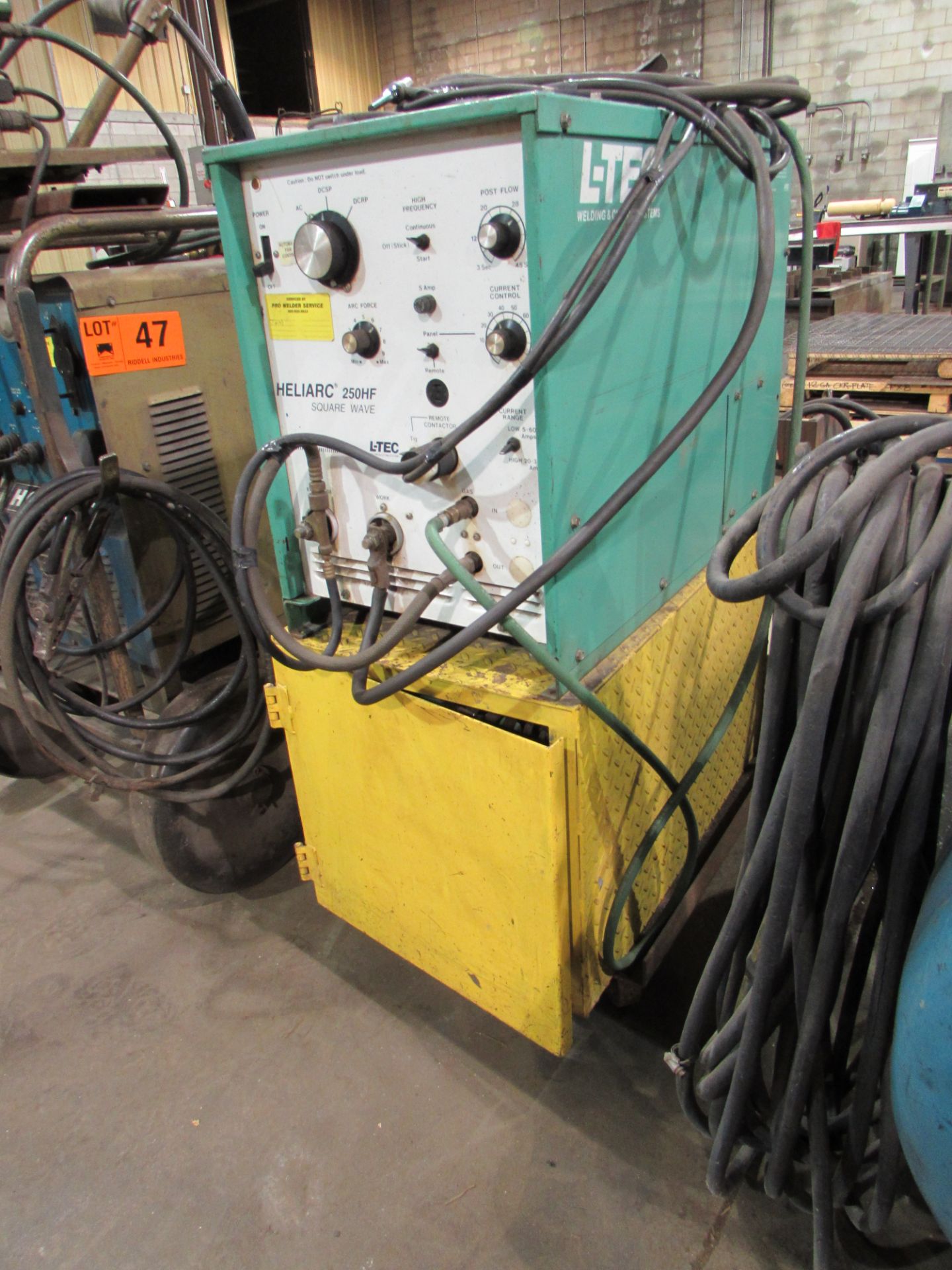 L-TEC HELIARC 250HF TIG WELDER