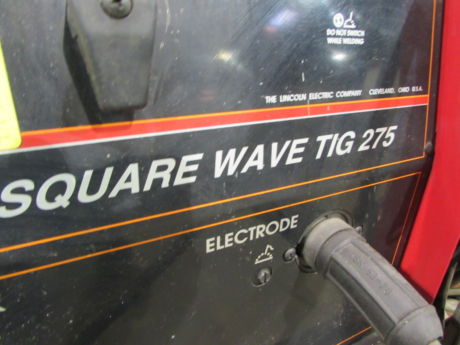 LINCOLN SQUARE WAVE TIG 275 DIGITAL TIG WELDER S/N-U1000408543 - Image 2 of 3