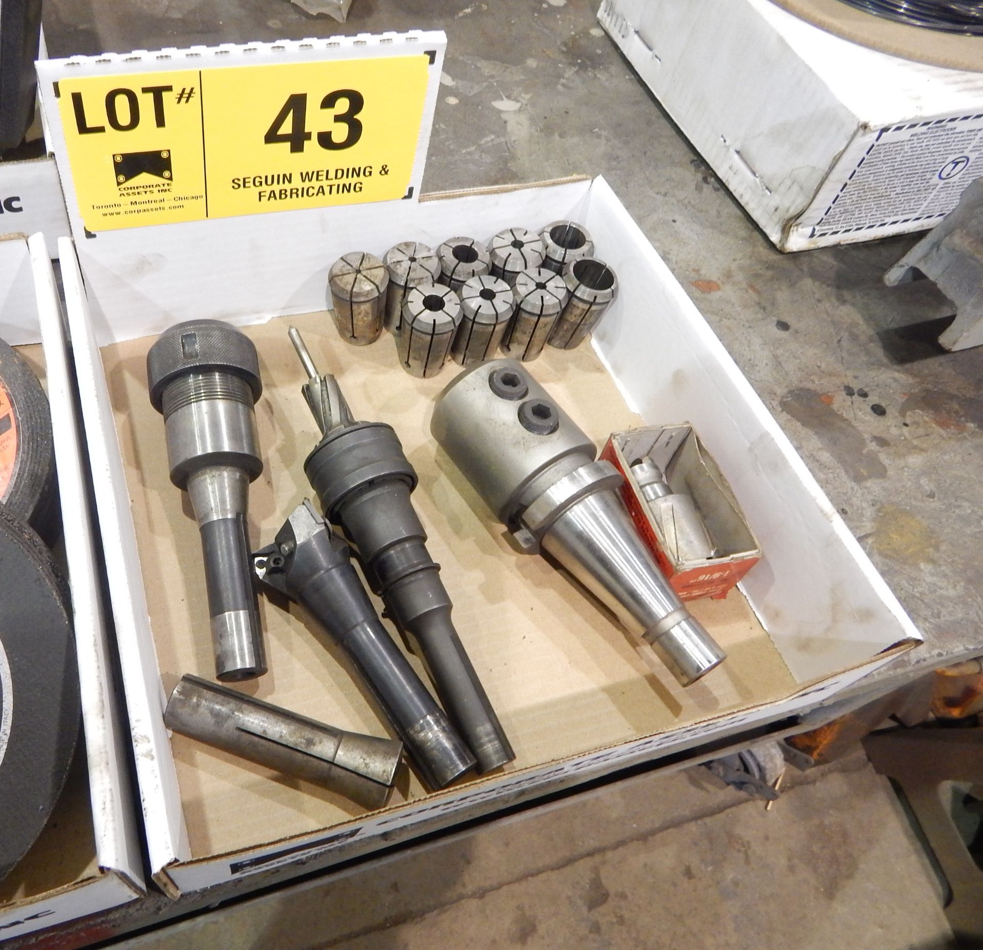 LOT/ TOOL HOLDER WITH COLLETS