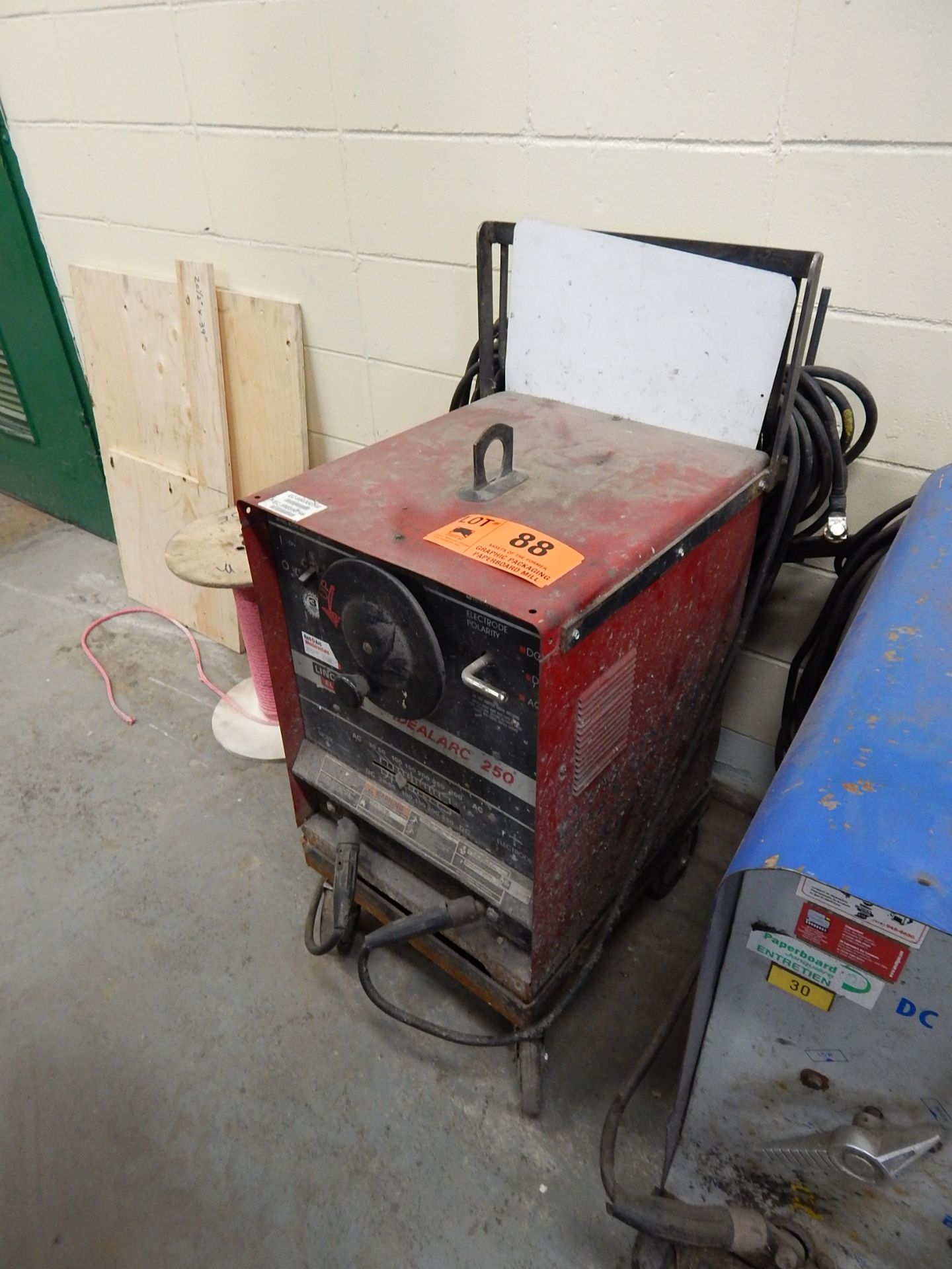 LINCOLN ELECTRIC IDEALARC 250 ARC WELDER (MAINTENANCE)