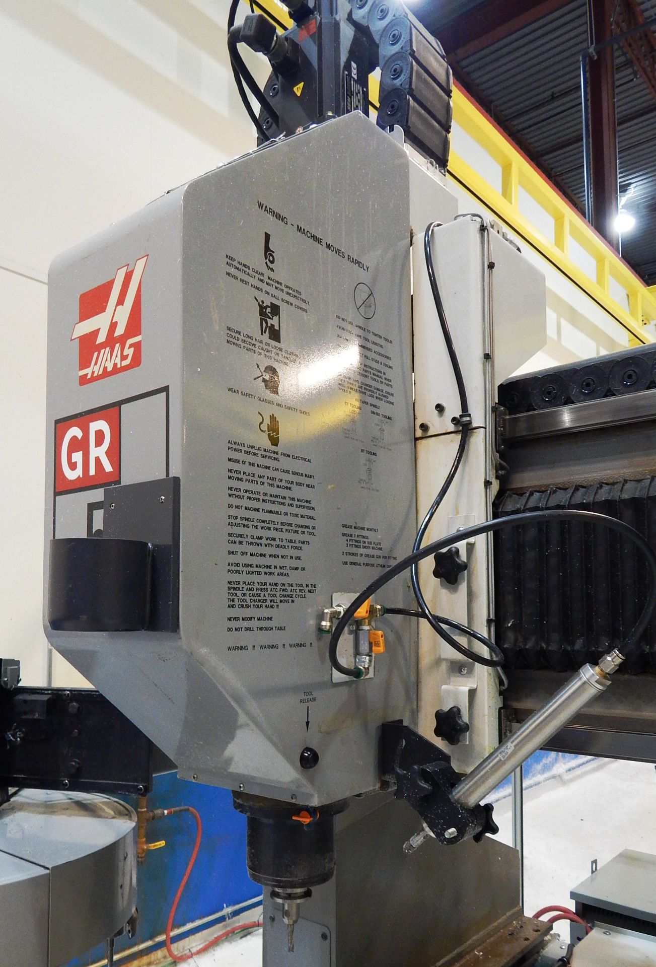 HAAS (2006) (VERY LOW HOURS & ONLY CUT PLASTIC AND ALUMINUM) GR-510 GANTRY TYPE CNC ROUTER WITH HAAS - Image 3 of 18