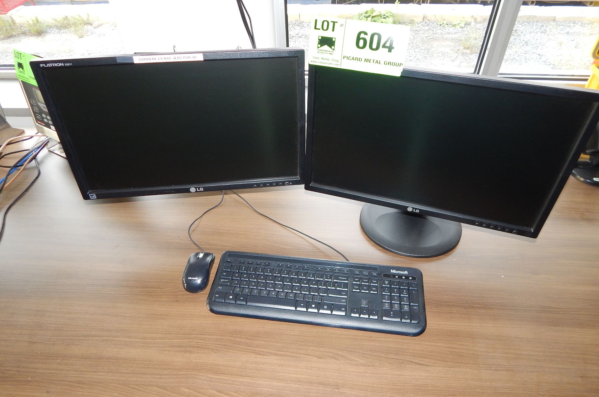 LOT/ COMPUTER SYSTEM WITH 2 MONITORS, CPU, KEYBOARD AND MOUSE