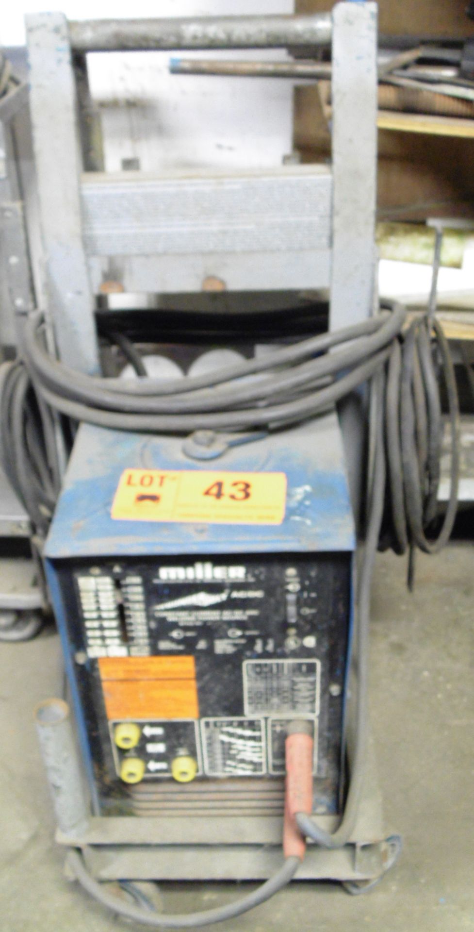 MILLER THUNDERBOLT 230 AMP ARC WELDER