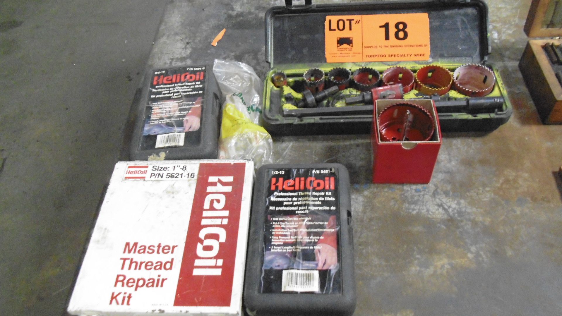 LOT/ HOLE SAWS & THREAD REPAIR KITS