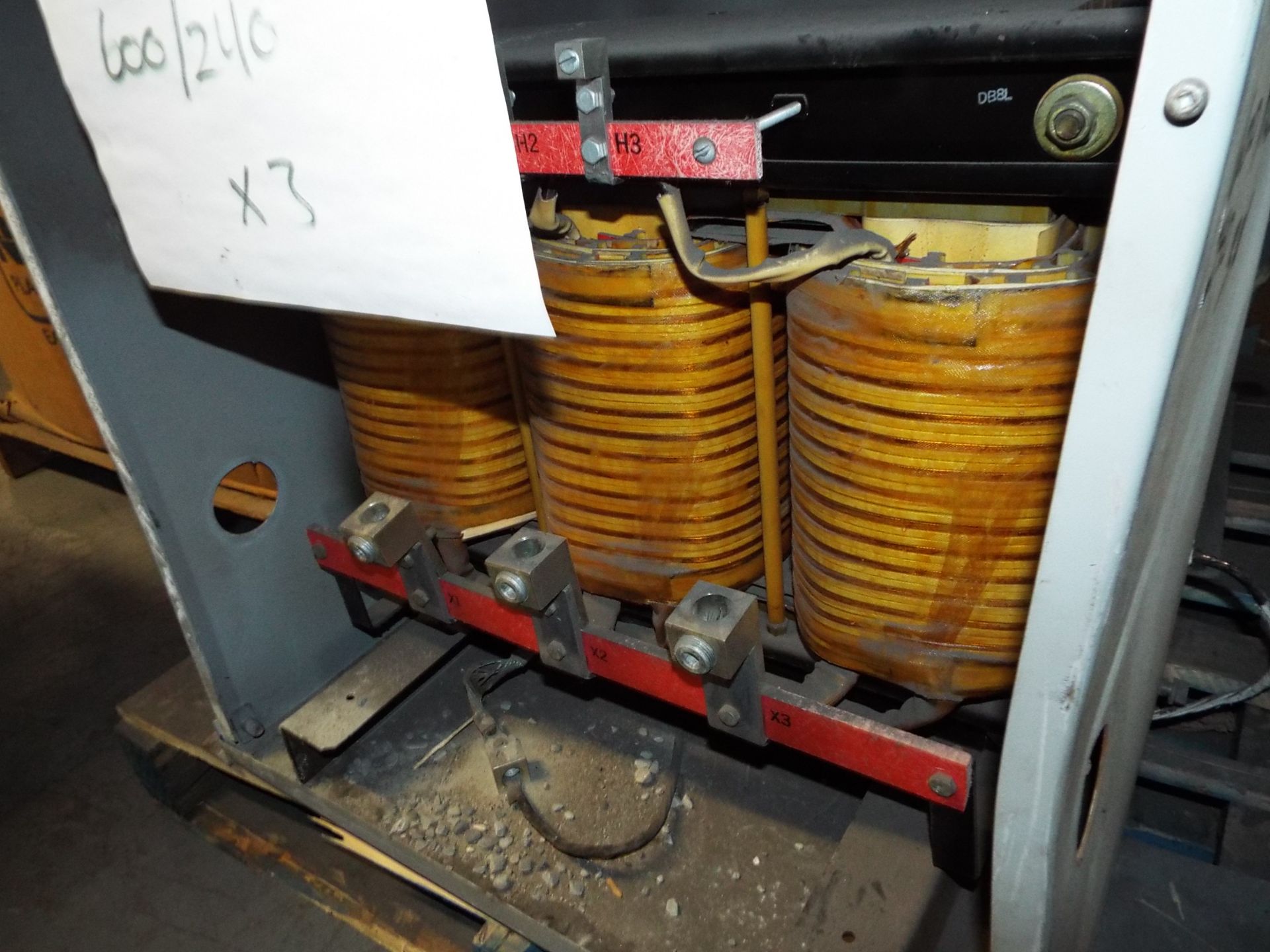 LOT/ (1) 112KVA, 3PH, 600HV, 240LV DRY TYPE TRANSFORMER AND (1) 75KVA, 3PH, 600HV, 208/120LV DRY - Image 3 of 3