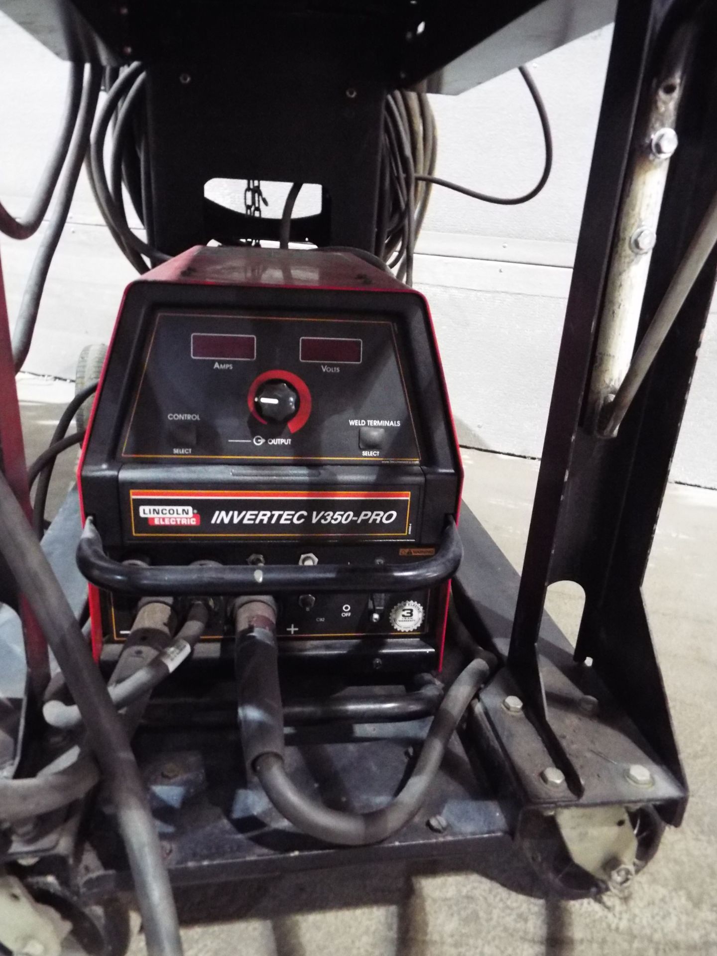 LINCOLN INVERTEC V350-PRO PORTABLE MULTI-PROCESS DIGITAL WELDER WITH LINCOLN DOUBLE HEADER DH-10 - Image 3 of 5
