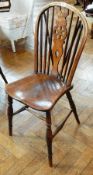 Set of five late Georgian Windsor wheelback hardwood kitchen dining chairs,